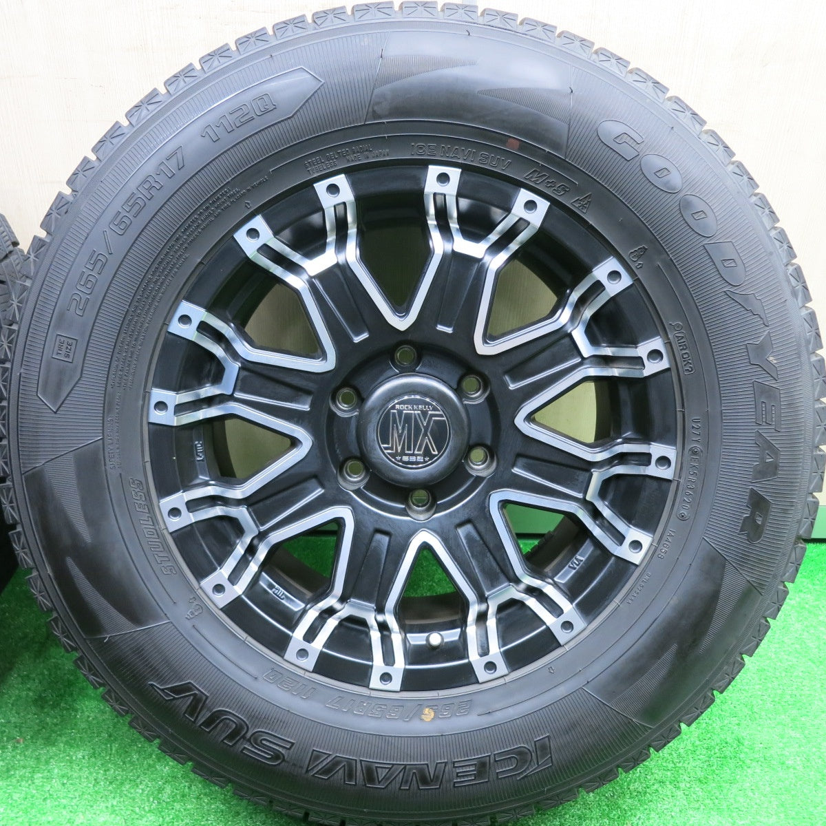 [送料無料] バリ溝！20年！キレイ！9.5分★LOXARNY 632 ROCK KELLY MX 265/65R17 スタッドレス グッドイヤー アイスナビ SUV ロクサーニ PCD139.7/6H★4091604HAス