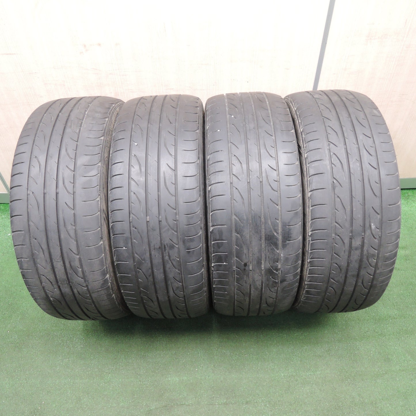 *送料無料* 4本価格★LEGZAS 245/40R19 ダンロップ LE MANS LM704 レグザス 19インチ PCD114.3/5H★4031303TNノ