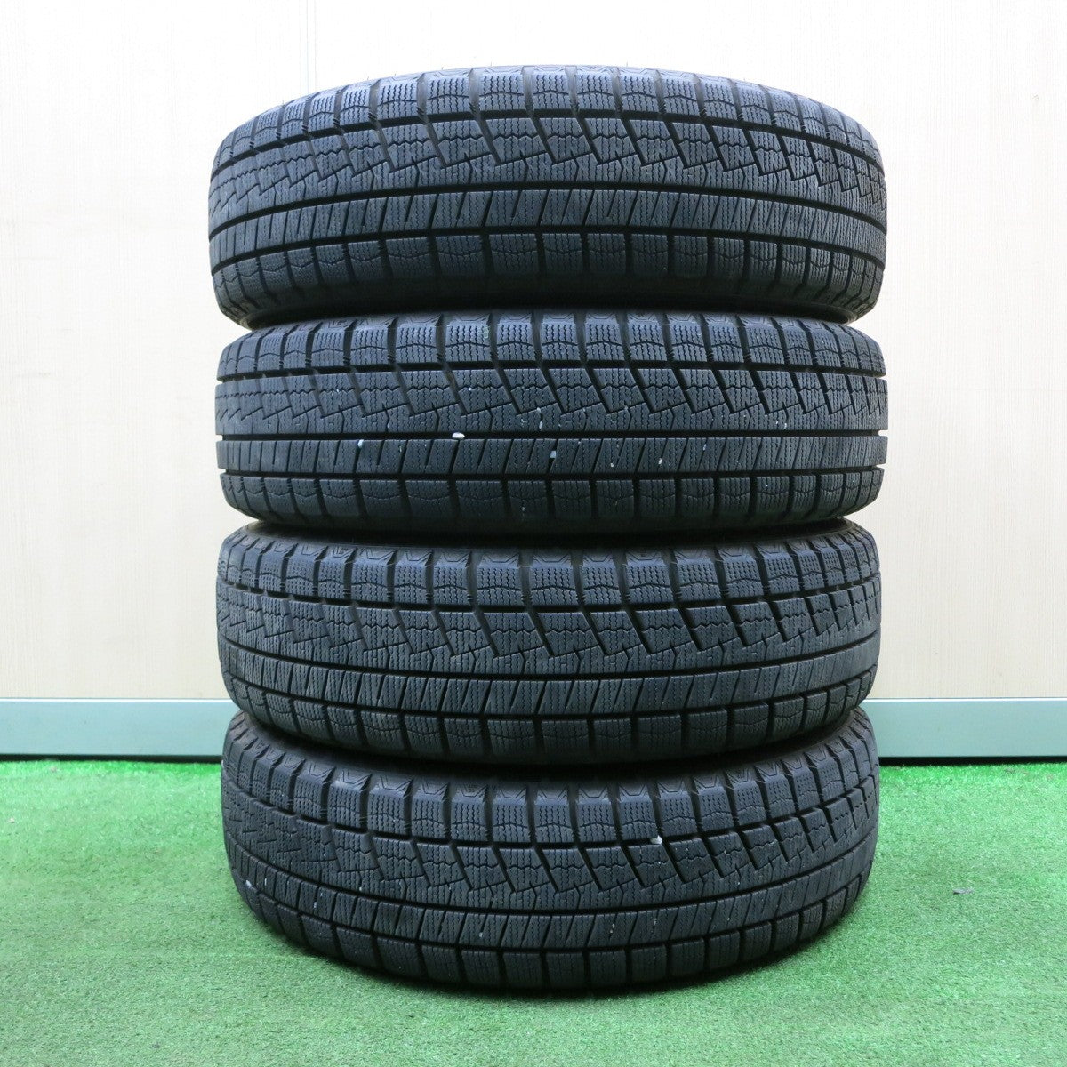 *送料無料* バリ溝！22年！キレイ！9分★スタッドレス 155/65R14 ネクセン ウィンガード アイス2 VENES TREAD 14インチ PCD100/4H★4032902NJス