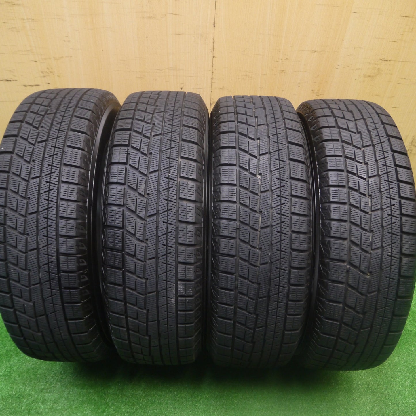 *送料無料* バリ溝！22年！9.5分★日産 C25 セレナ 純正 195/65R15 スタッドレス ヨコハマ アイスガード iG60 15インチ PCD114.3/5H★4082802Hス