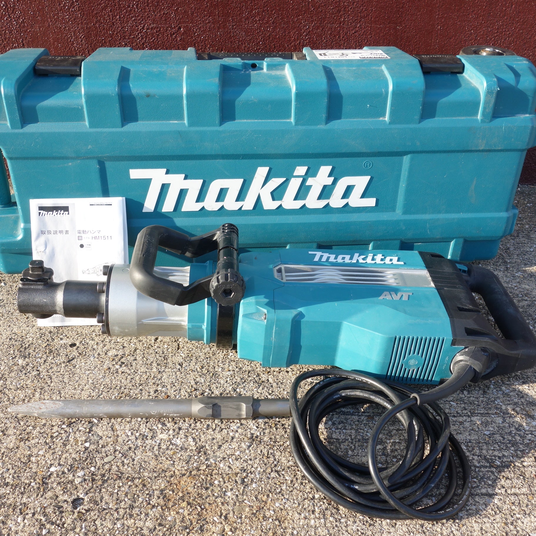 送料無料] ◇makita マキタ 電動ハンマ HM1511 六角軸30mm ハツリ 電動工具 キャスタ付きプラスチックケース 100V |  名古屋/岐阜の中古カー用品・工具の買取/販売ならガレージゲット