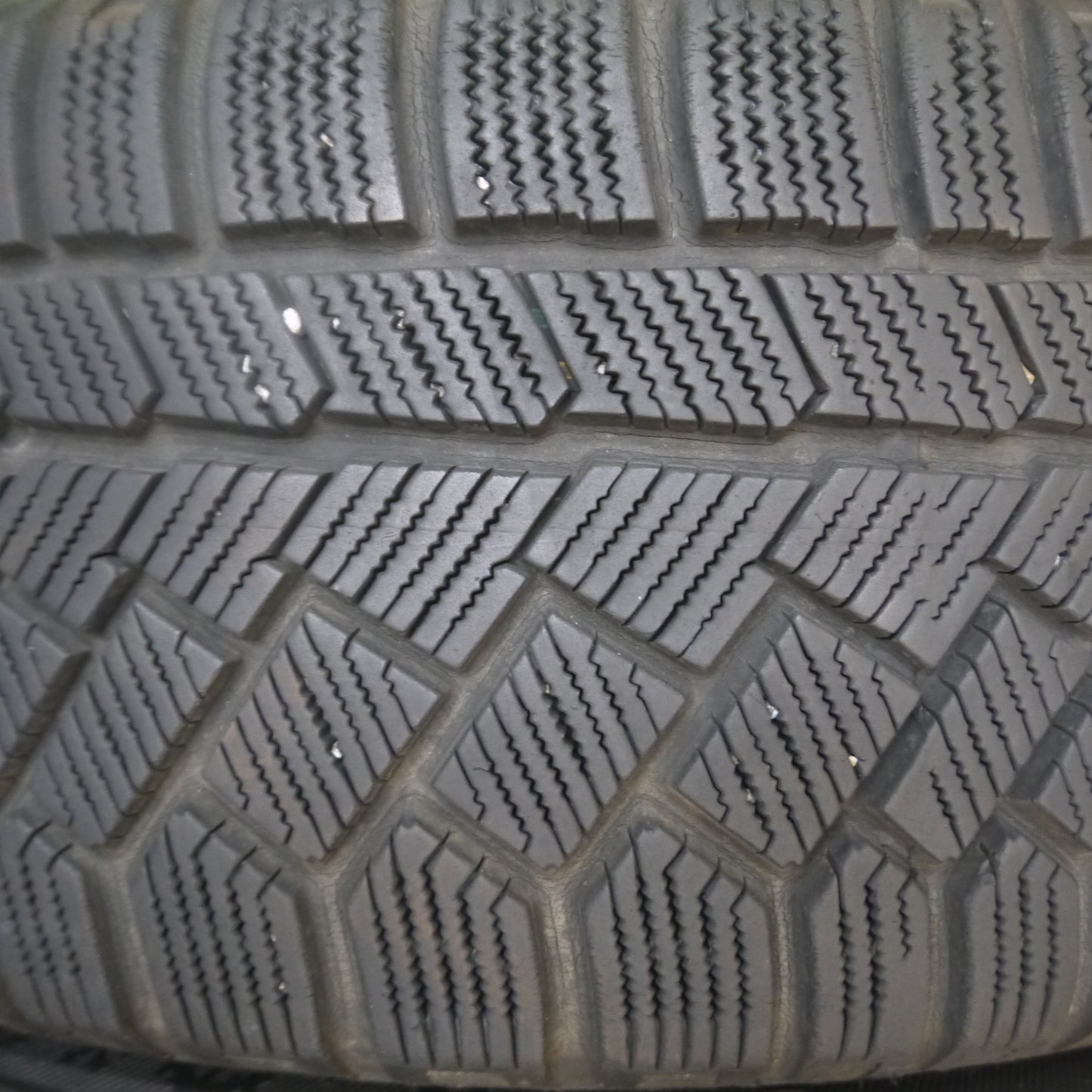 *送料無料* バリ溝！8.5分★ベンツ 等 EuroForsch スタッドレス 205/55R16 コンチネンタル コンチバイキング コンタクト3 ユーロフォルシュ PCD112/5H★4052411Hス