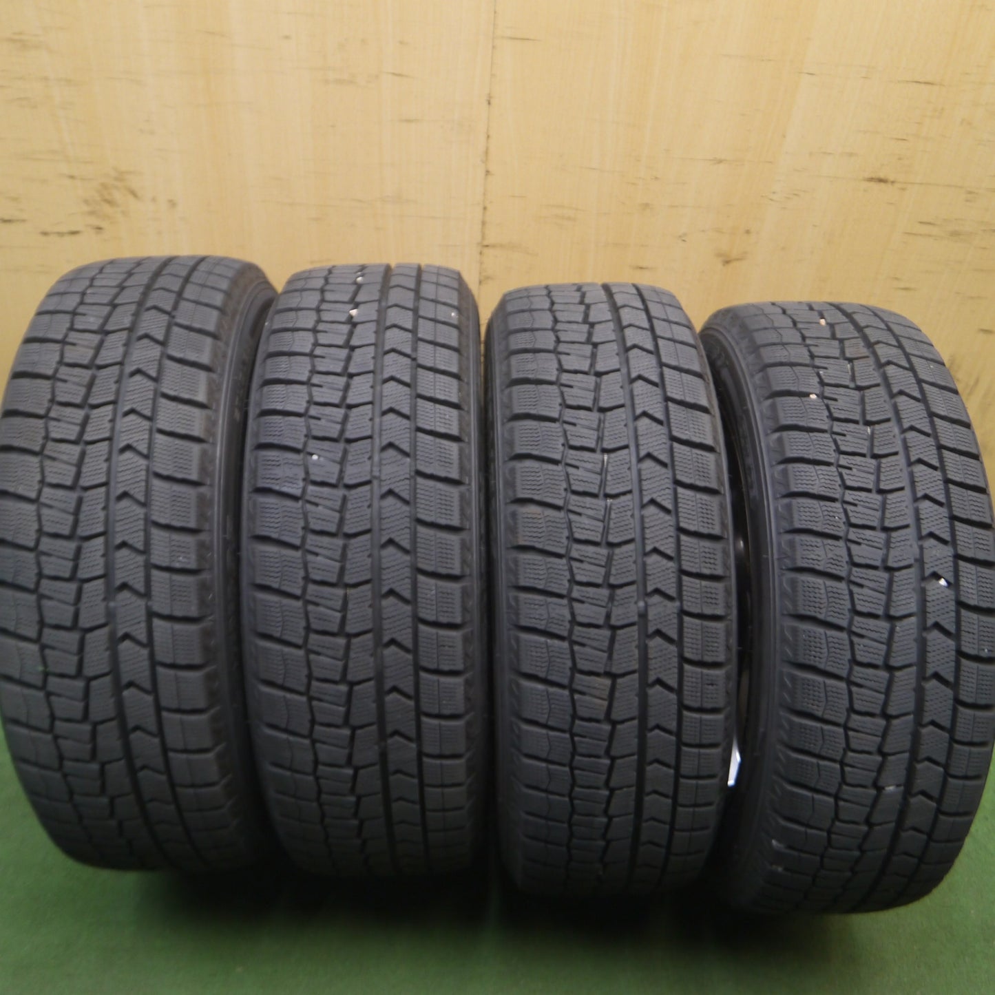 *送料無料* バリ溝！22年！キレイ！9.5分★ミニクーパー 等 BORBET 195/55R16 スタッドレス ダンロップ ウインターマックス WM02 ボルベット PCD100/4H★4052003Hス