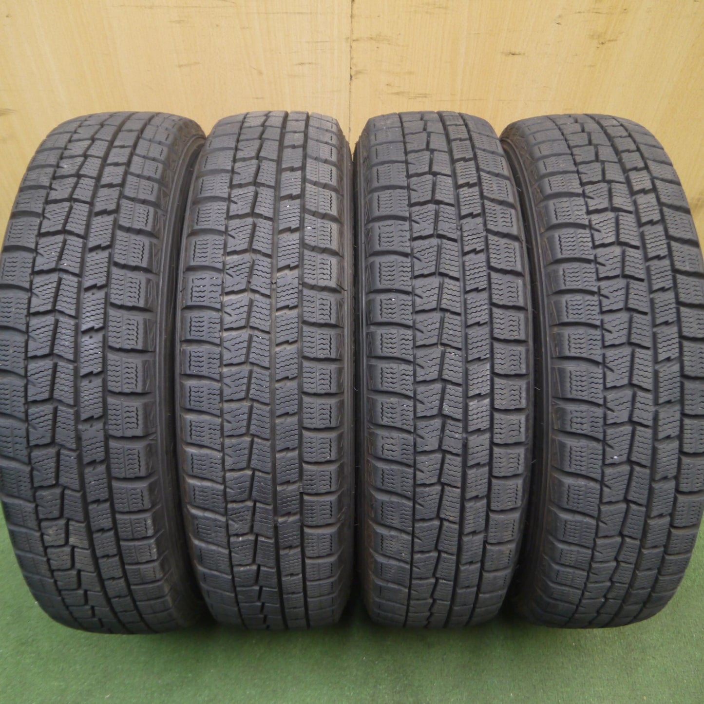 *送料無料* バリ溝！キレイ！9.5分以上★スタッドレス 155/65R14 ダンロップ ウインターマックス WM01 MANARAY SPORT MiD マナレイ PCD100/4H★4072312Hス