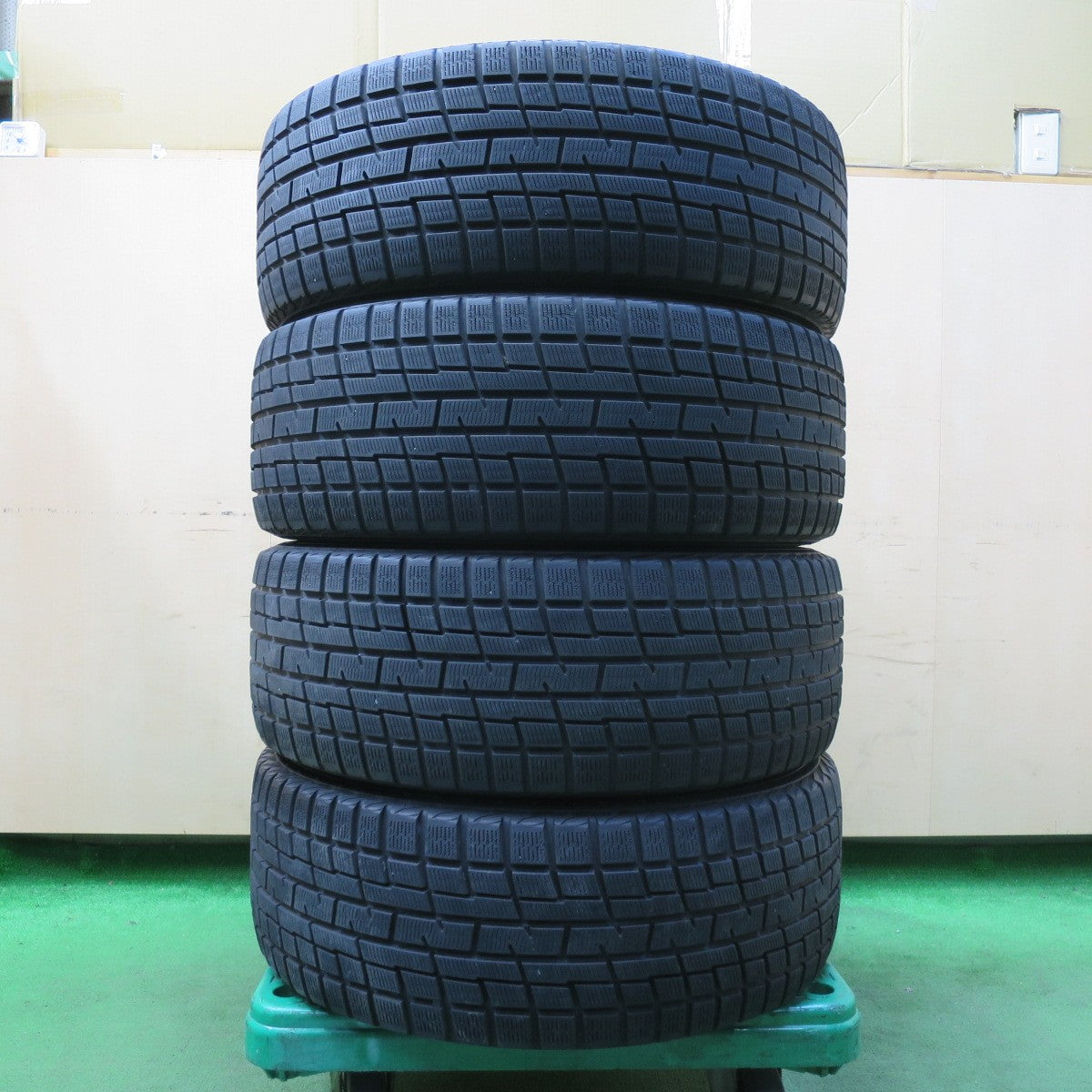 [送料無料] キレイ★スバル エクシーガ 純正 215/50R17 スタッドレス ヨコハマ アイスガード iG30 17インチ PCD100/5H★4103112イス