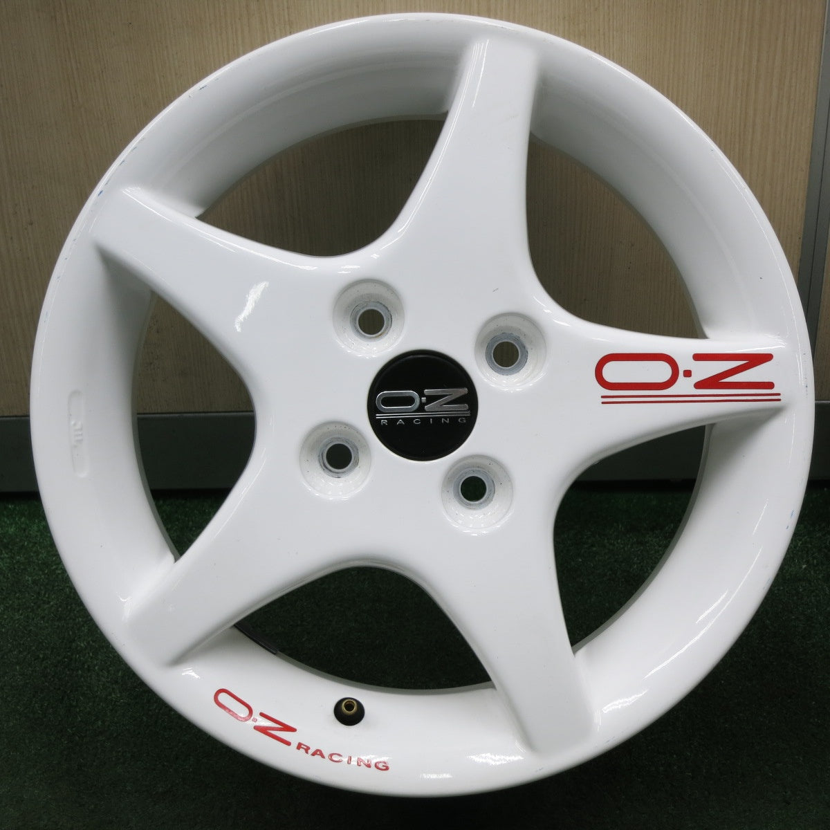 送料無料* キレイ☆スズキ カルタス 純正 O・Z RACING ホイール 14インチ 14×5.5JJ OZレーシング PCD100/4 |  名古屋/岐阜の中古カー用品・工具の買取/販売ならガレージゲット