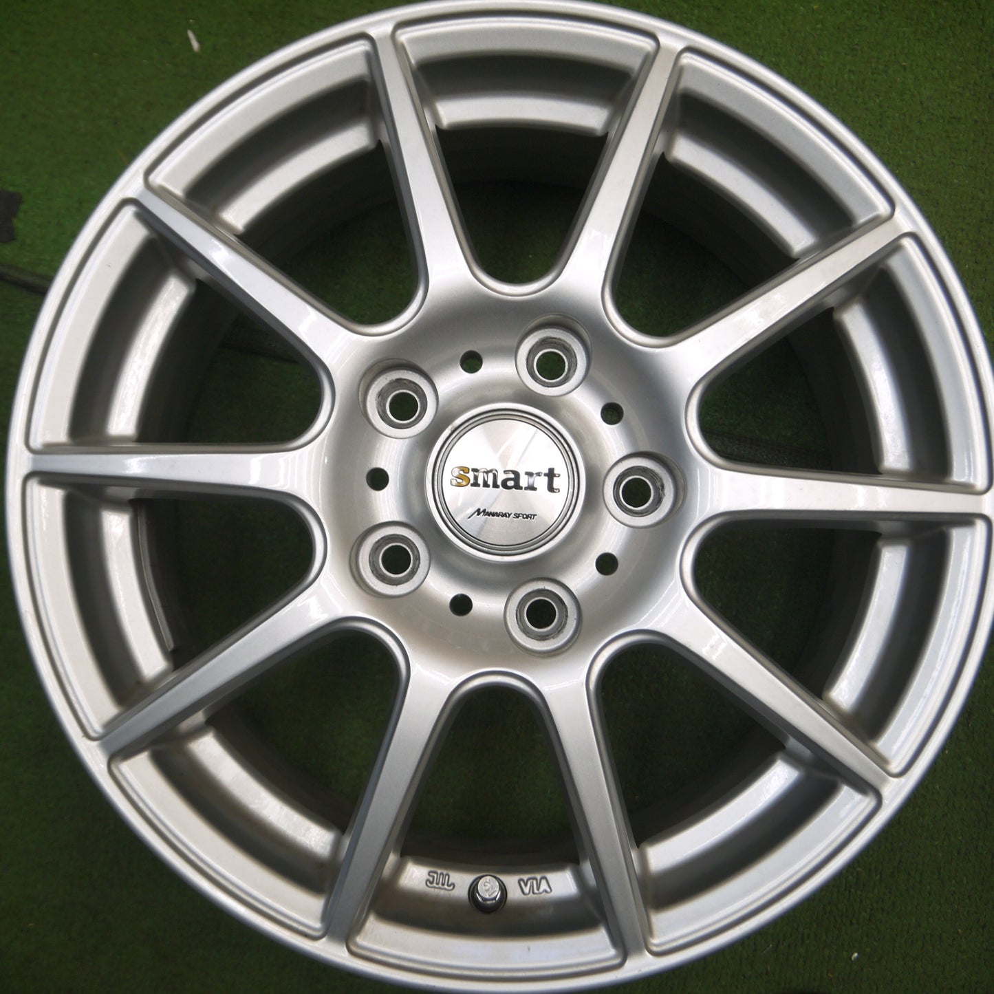 *送料無料* キレイ★Smart MANARAY SPORT ホイール 15インチ 15×6J スマート マナレイスポーツ PCD114.3/5H★4050813Hホ