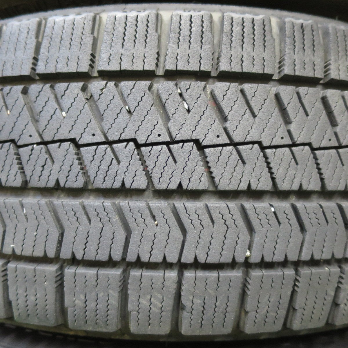 *送料無料* キレイ★プリウス等 195/65R15 スタッドレス ブリヂストン ブリザック VRX2 ECO FORME エコフォルム PCD100/5H★4090104イス