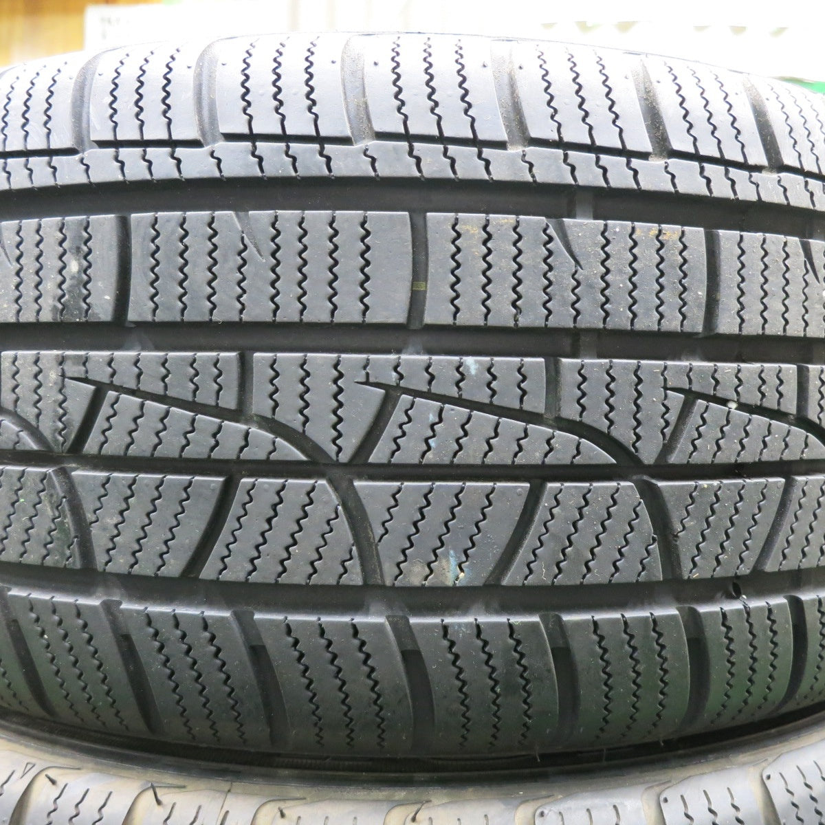 *送料無料* バリ溝！8.5分★スタッドレス 225/45R17 ジーテックス ICE-PLUS Vertical 17インチ PCD114.3/5H★4050307NJス