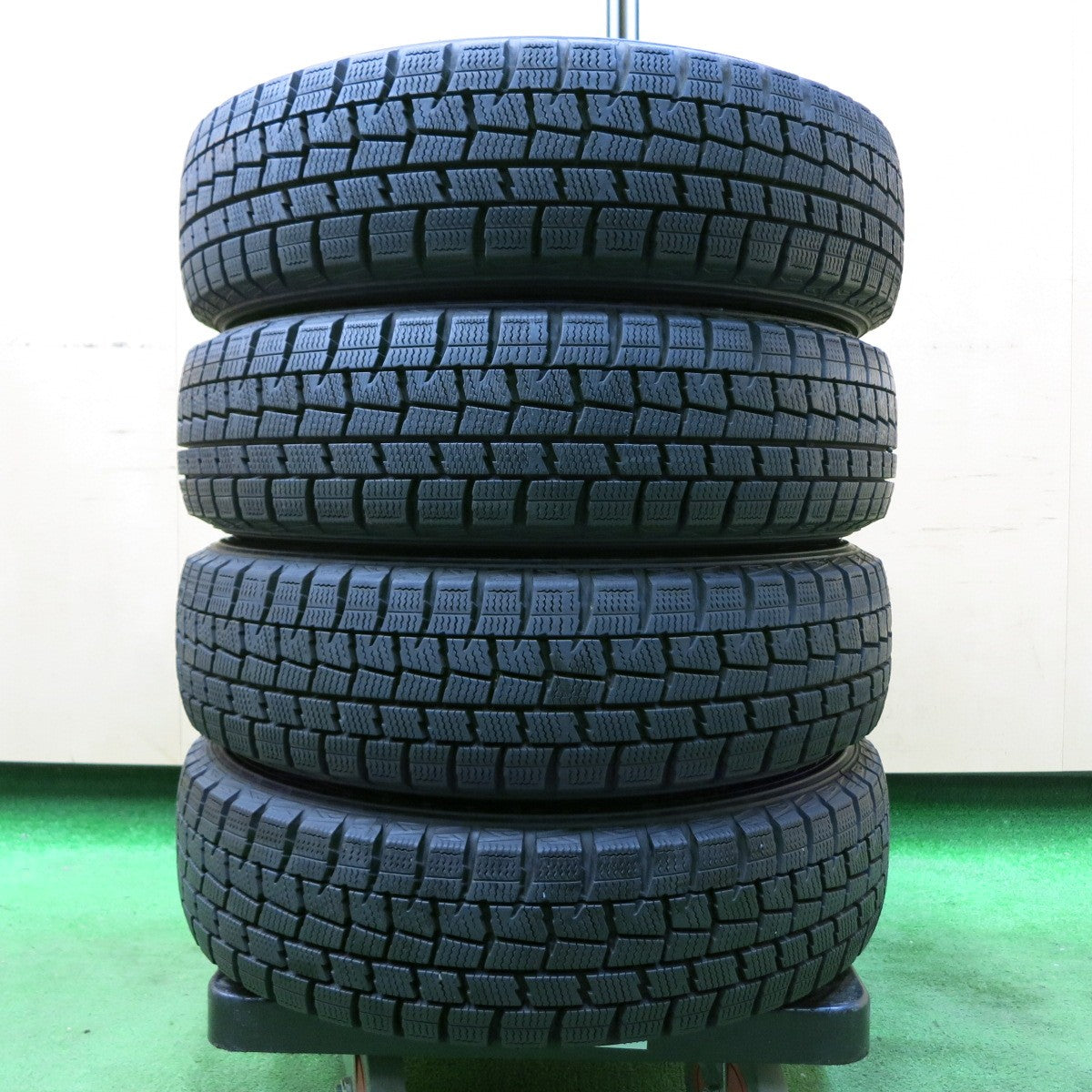 *送料無料* 超バリ溝！キレイ！ほぼ10分★スタッドレス 155/65R14 ダンロップ ウインターマックス WM01 MANARAY SPORT マナレイスポーツ PCD100/4H★4051003イス