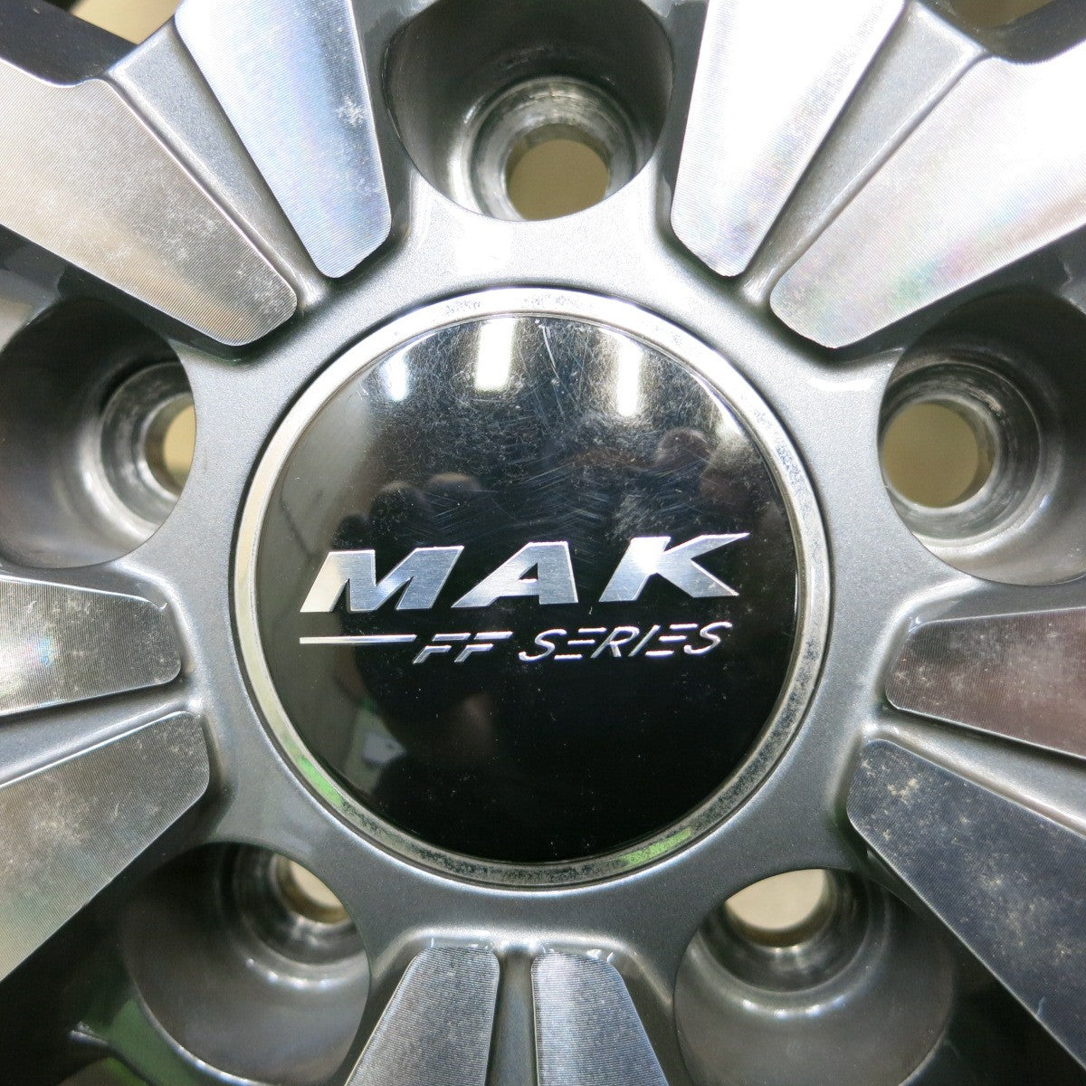 *送料無料* 4本価格★ベンツ 等 MAK FF SERIES 225/40R18 スタッドレス ヨコハマ アイスガード iG60 18インチ PCD112/5H★4060503ナス