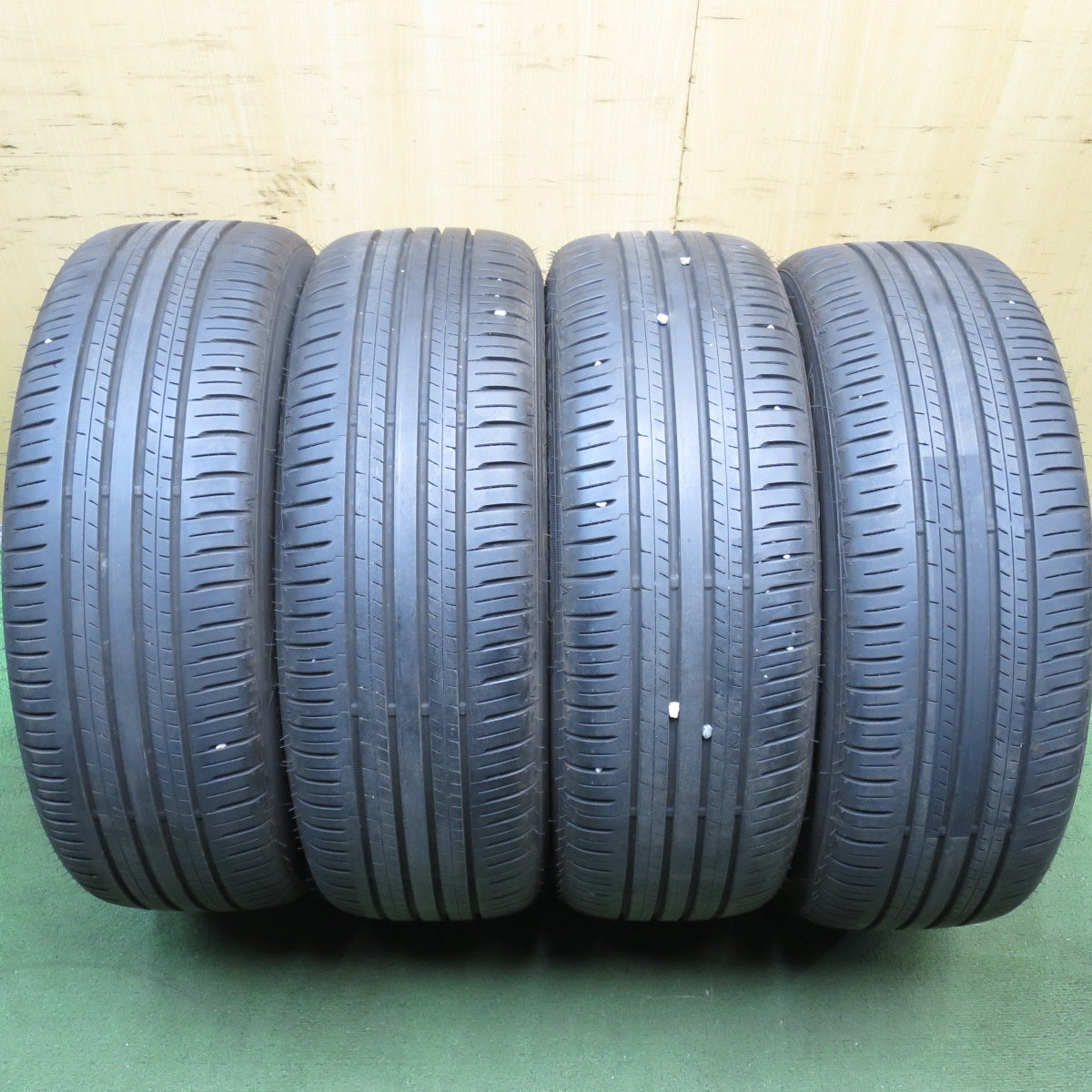 送料無料* バリ溝！21年！キレイ！9.5分☆トヨタ ヤリスクロス 純正 215/50R18 ダンロップ エナセーブ EC300+ 18イ |  名古屋/岐阜の中古カー用品・工具の買取/販売ならガレージゲット