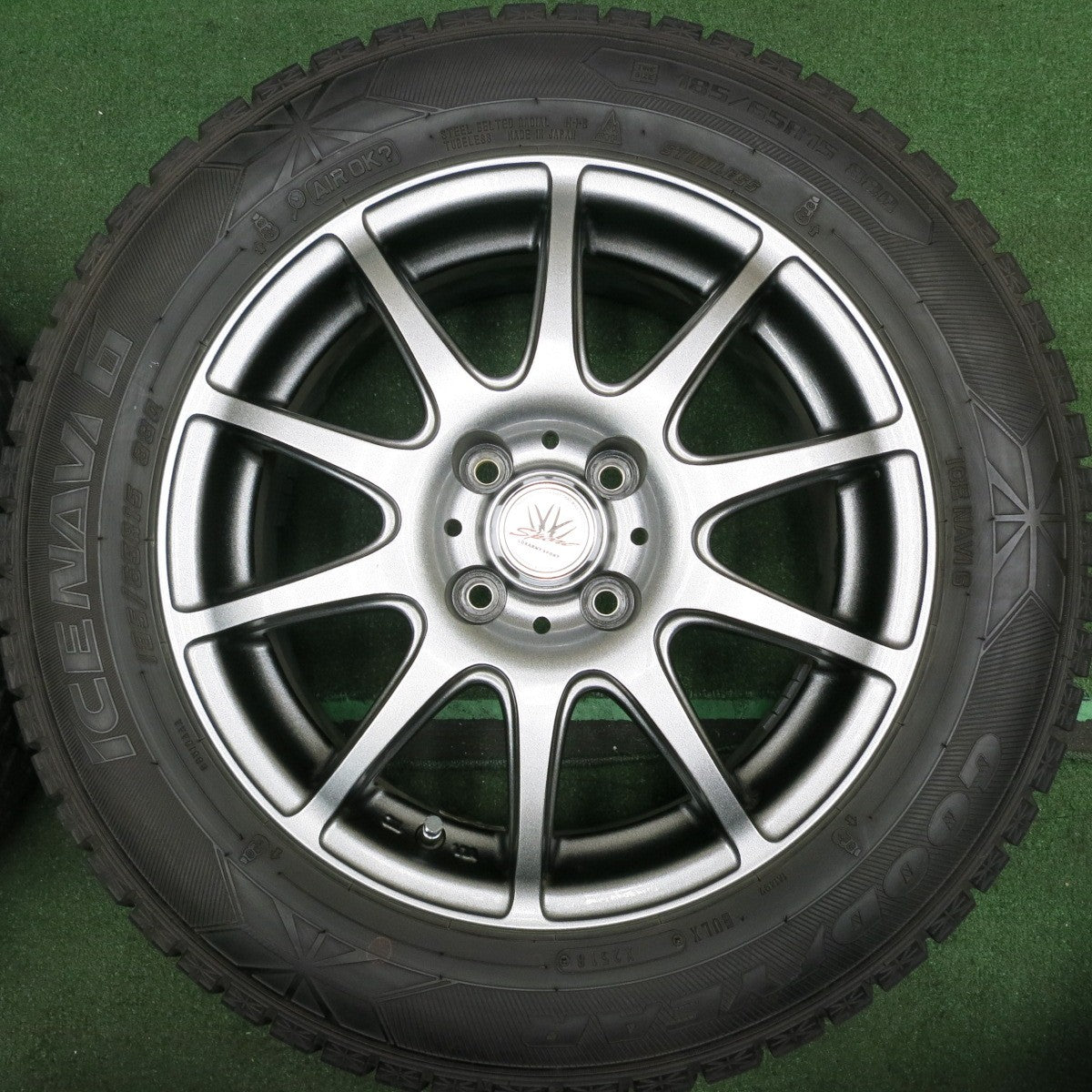 *送料無料* バリ溝！キレイ！8.5分★スタッドレス 185/65R15 グッドイヤー アイスナビ6 LOXARNY SPORT BADX ロクサーニ 632 PCD100/4H★4032903NJス