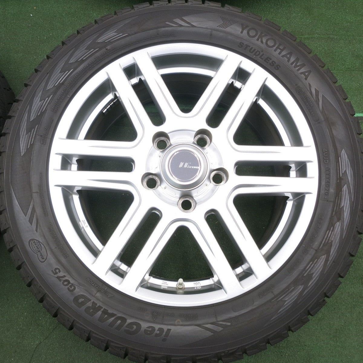 *送料無料* バリ溝！20年！キレイ！9.5分★ランクル 等 285/50R20 スタッドレス ヨコハマ アイスガード G075 LF SPORT 阿部商会 20インチ PCD150/5H★4061301HAス