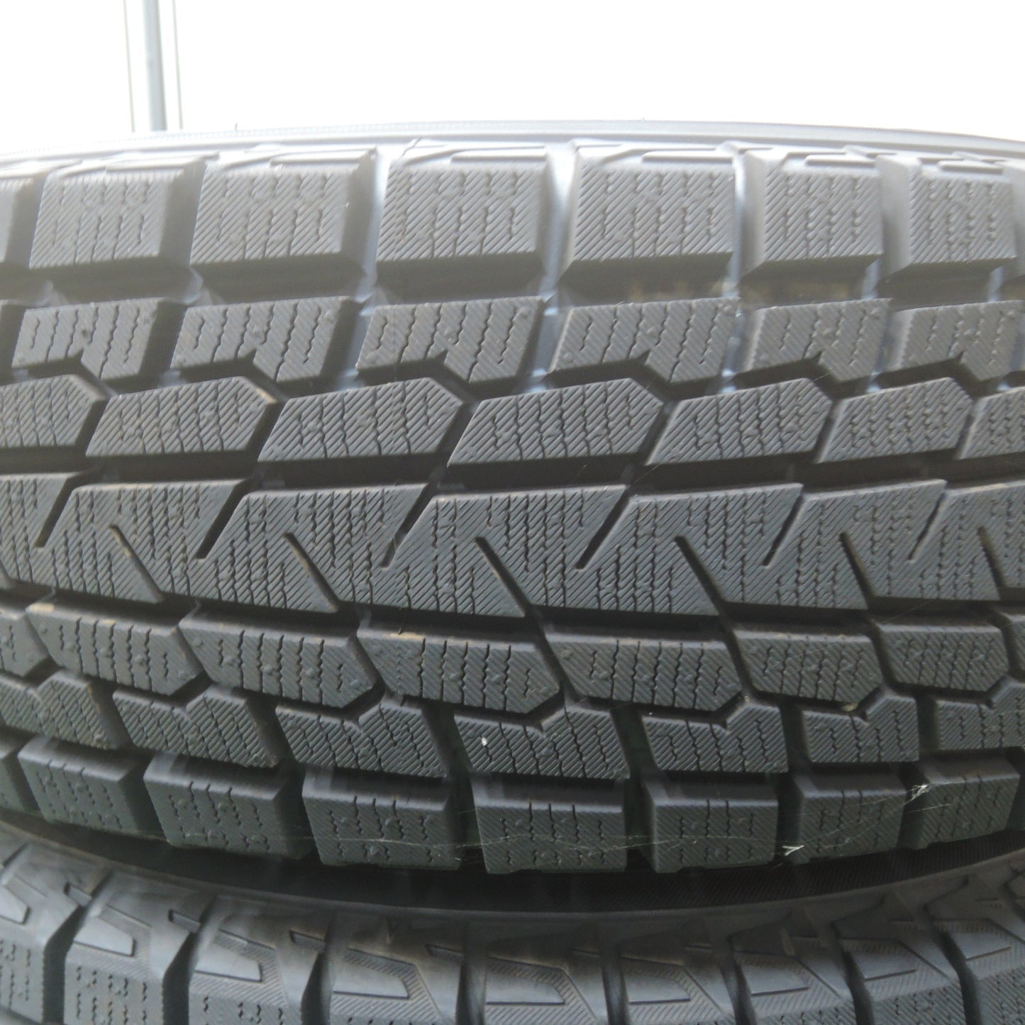 *送料無料* バリ溝！キレイ！9.5分以上★ジムニー等 175/80R16 スタッドレス ヨコハマ アイスガード G075 社外 アルミ 16インチ PCD139.7/5H★4032007SYス