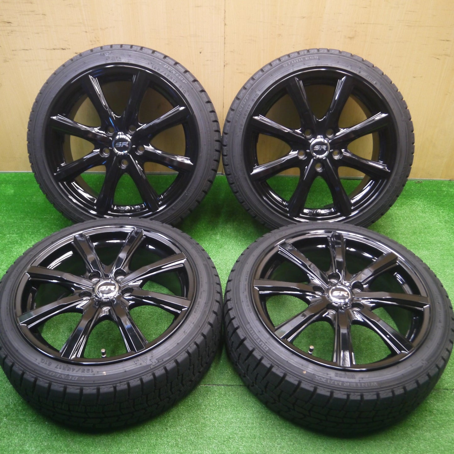 *送料無料* バリ溝！21年！キレイ！9.5分以上★スタッドレス 195/45R17 ダンロップ ウインターマックス WM02 STRANGER ストレンジャー PCD114.3/5H★4090901Hス