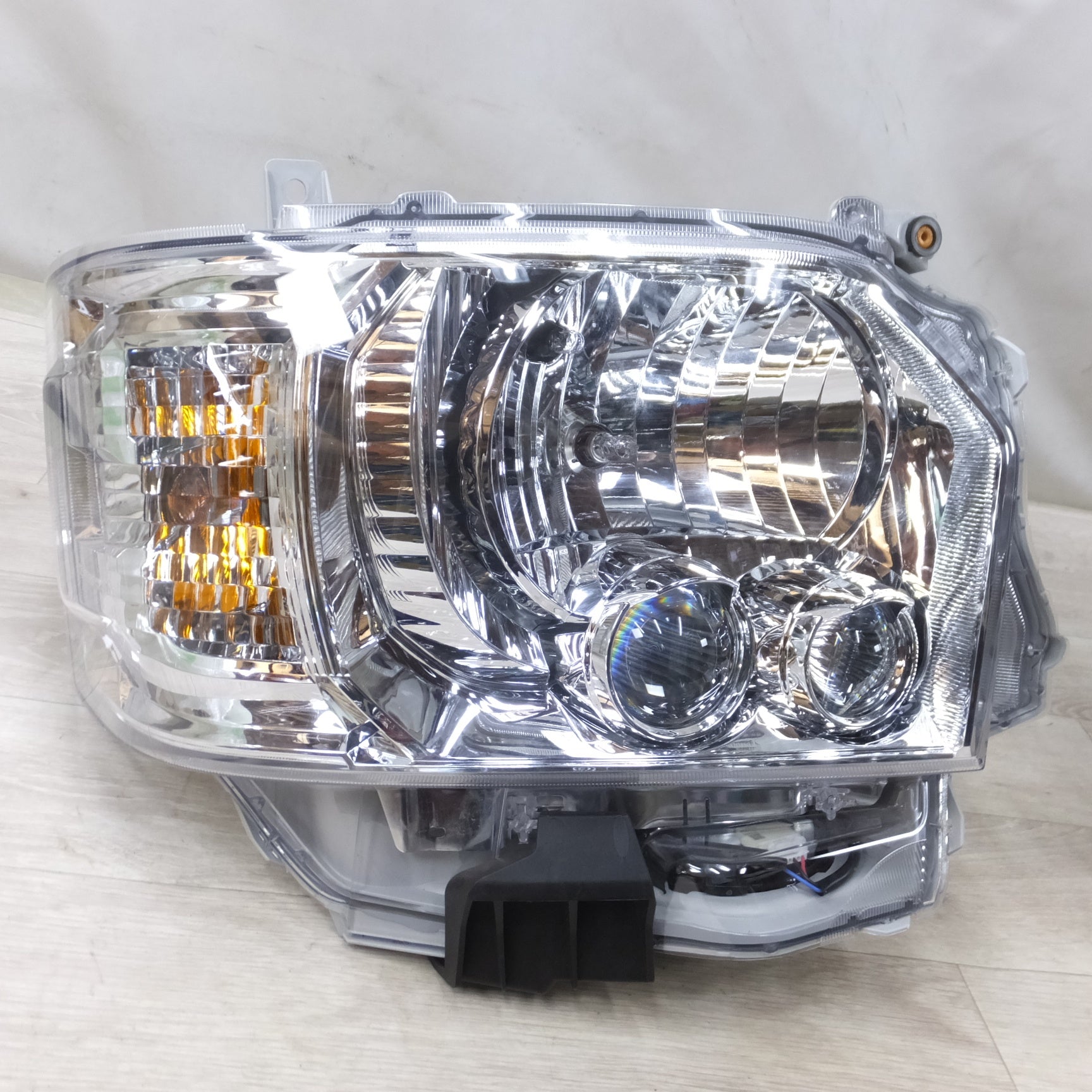 送料無料] 新車外し！左右セット◇トヨタ ハイエース スーパーGL 200系 4 5 6型 純正 LED ヘッド ライト ランプ コンピュ |  名古屋/岐阜の中古カー用品・工具の買取/販売ならガレージゲット