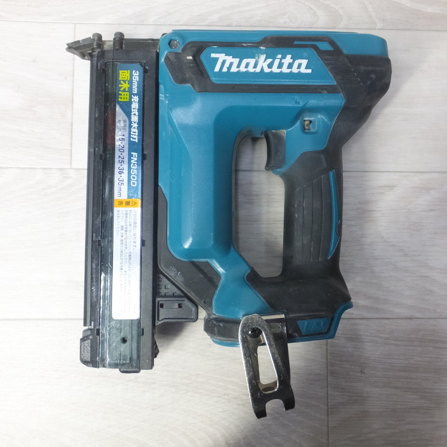 [送料無料] ◆makita マキタ 35mm 充電式面木釘打 FN350 18V 釘打ち機 電動工具 本体のみ◆