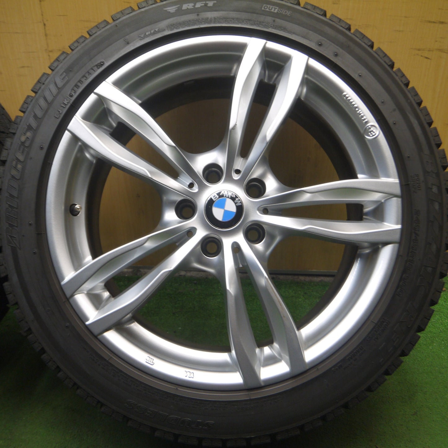 *送料無料* キレイ★BMW 等 MAK 245/45R18 スタッドレス ブリヂストン ブリザック RFT 18インチ PCD112/5H★4072313Hス