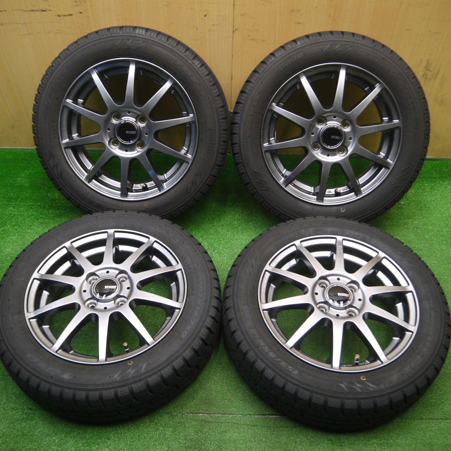 [送料無料] バリ溝！21年！キレイ！9.5分以上★スタッドレス 155/65R14 トーヨー オブザーブ ガリット GIZ Ti WHEELS 14インチ PCD100/4H★4101504Hス