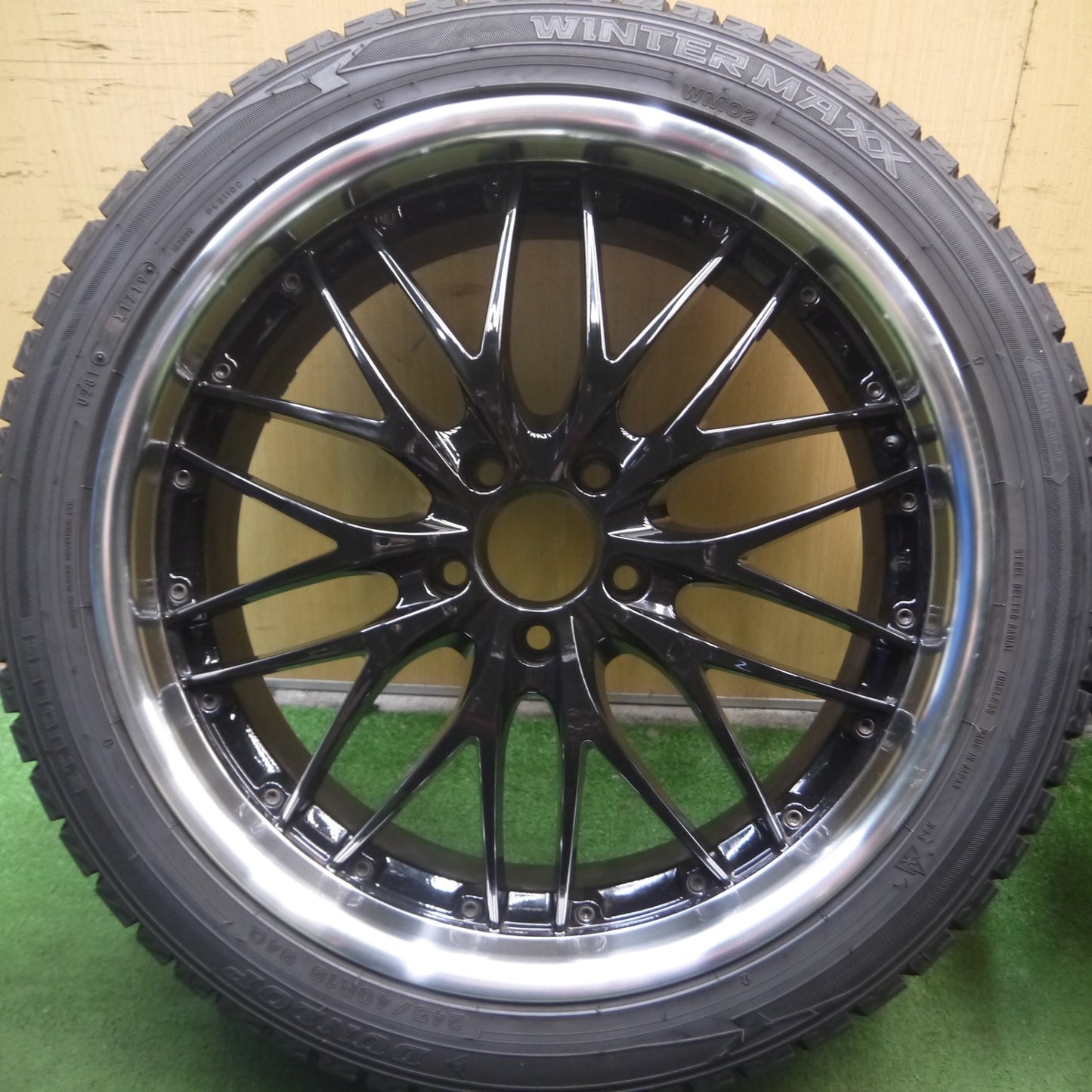 *送料無料* バリ溝！9.5分★ベンツ 等 245/40R19 スタッドレス ダンロップ ウインターマックス WM02 社外 アルミ 19インチ PCD112/5H★4073003Hス