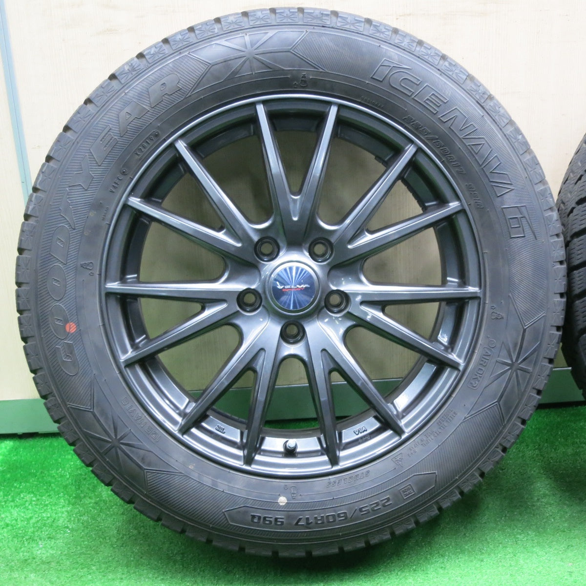 [送料無料] バリ溝！キレイ！9分★スタッドレス 225/60R17 グッドイヤー アイスナビ6 VELVA SPORT ヴェルヴァ 17インチ PCD114.3/5H★4111102NJス