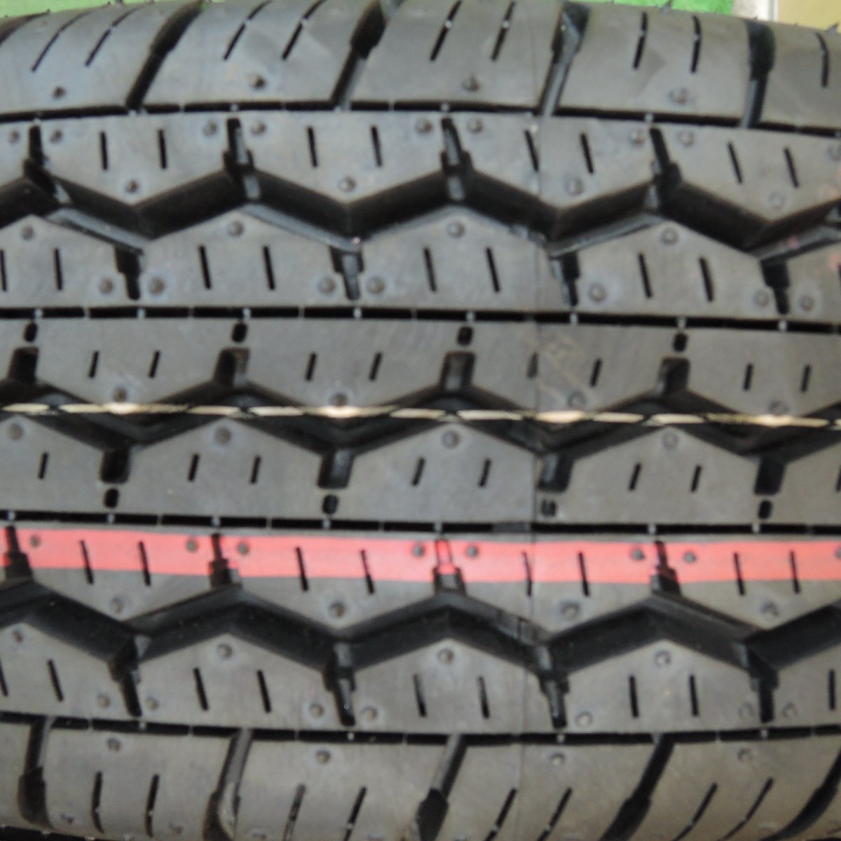 *送料無料* 新車外し！22年★トヨタ ダイナ純正 145/80R13 88/86N ブリヂストン RD-613 STEEL 7 22/4UH18 PCD170/6H★3072808Hノ