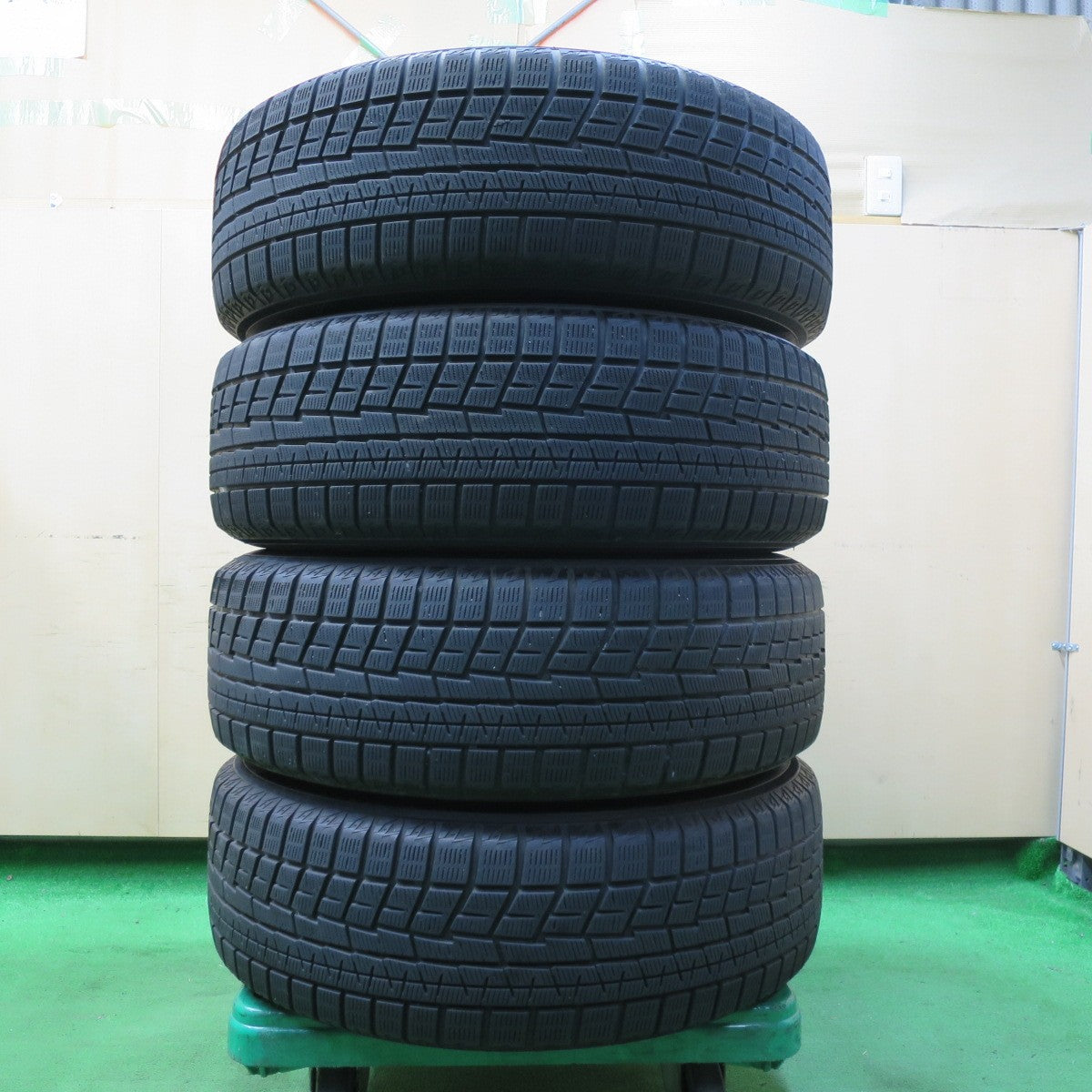 *送料無料* バリ溝！キレイ！8.5分★スタッドレス 225/65R17 ヨコハマ アイスガード iG60 SCHNEIDER シュナイダー 17インチ PCD114.3/5H★4070501イス