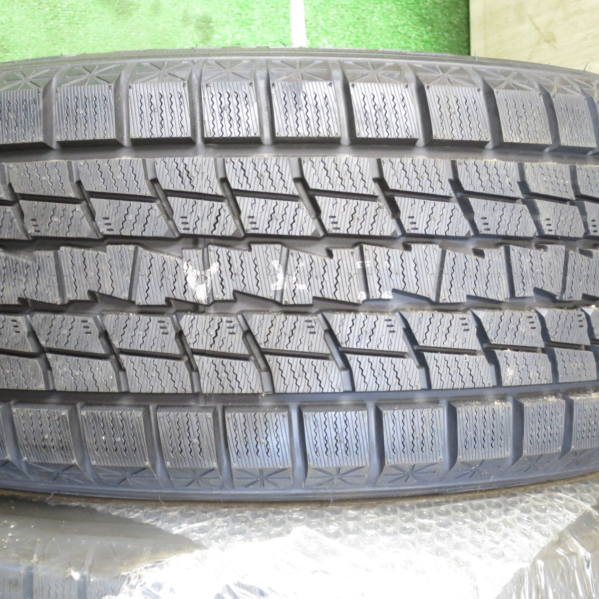 *送料無料* 未使用★MANARAY SPORT マナレイスポーツ ホイール 18インチ 18×8J PCD114.3/5H★4052201クス