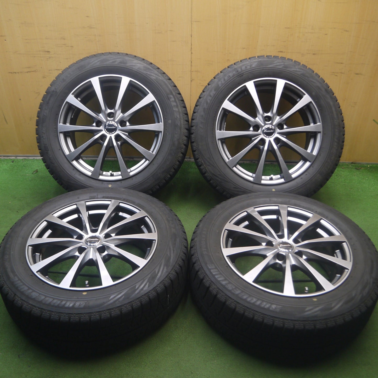 *送料無料* バリ溝！キレイ！9.5分★スタッドレス 215/60R17 ブリヂストン ブリザック REVO GZ Exceeder エクシーダー 17インチ PCD114.3/5H★4071910Hス