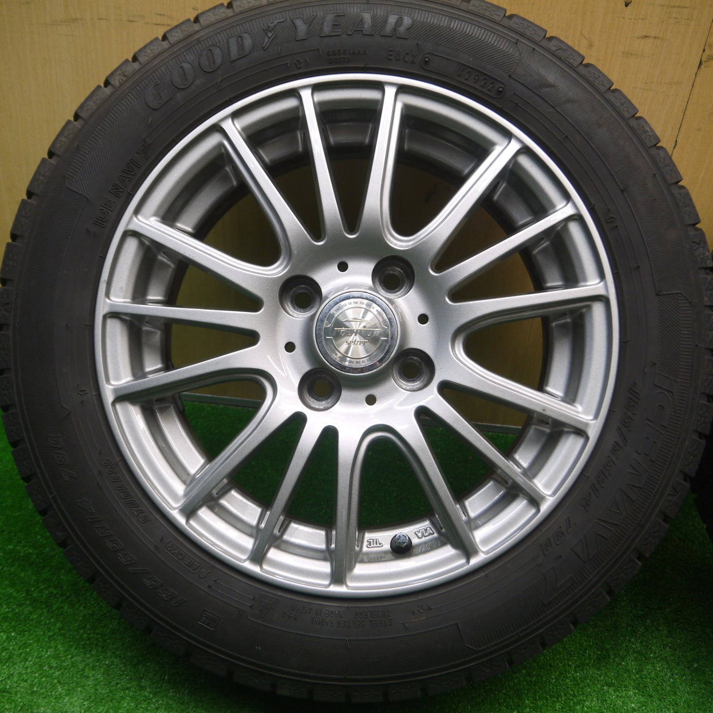 [送料無料] バリ溝！22年！キレイ！9.5分★スタッドレス 165/65R14 グッドイヤー アイスナビ7 ravrion selzer ラブリオン 14インチ PCD100/4H★4091005Hス