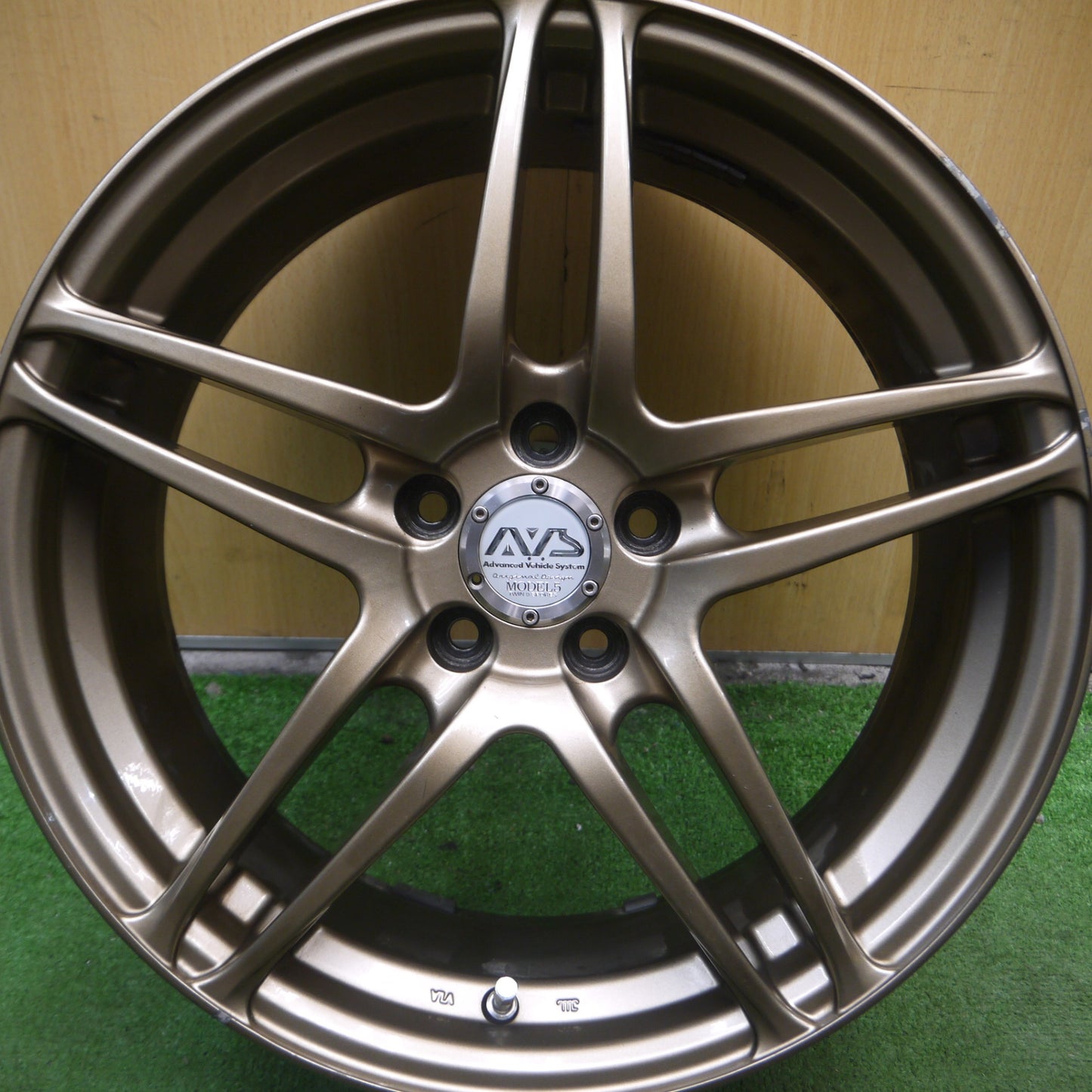 *送料無料* 3本価格★AVS MODEL5 ホイール 17インチ 17×7JJ モデル5 PCD100/5H★4052405Hホ