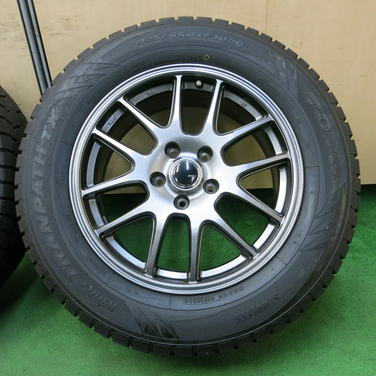 *送料無料* バリ溝！21年！キレイ！ほぼ10分★スタッドレス 225/65R17 トーヨー ウインター トランパス TX ZACK JP-205 MONZA ザック PCD114.3/5H★4061003ナス