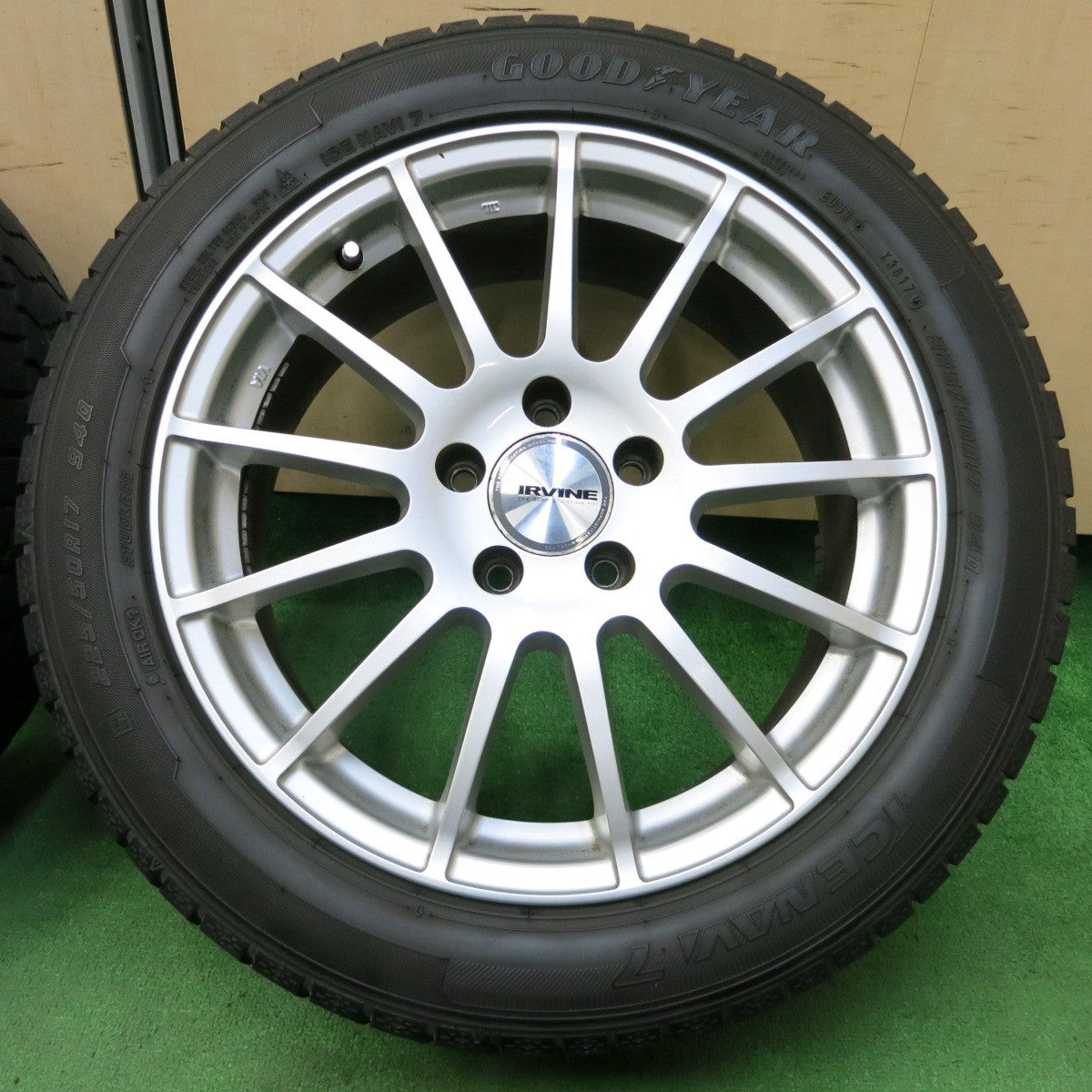 *送料無料* 4本価格★ベンツ等 IRVINE 225/50R17 スタッドレス グッドイヤー アイスナビ7 アーヴィン 17インチ PCD112/5H★4052309イス