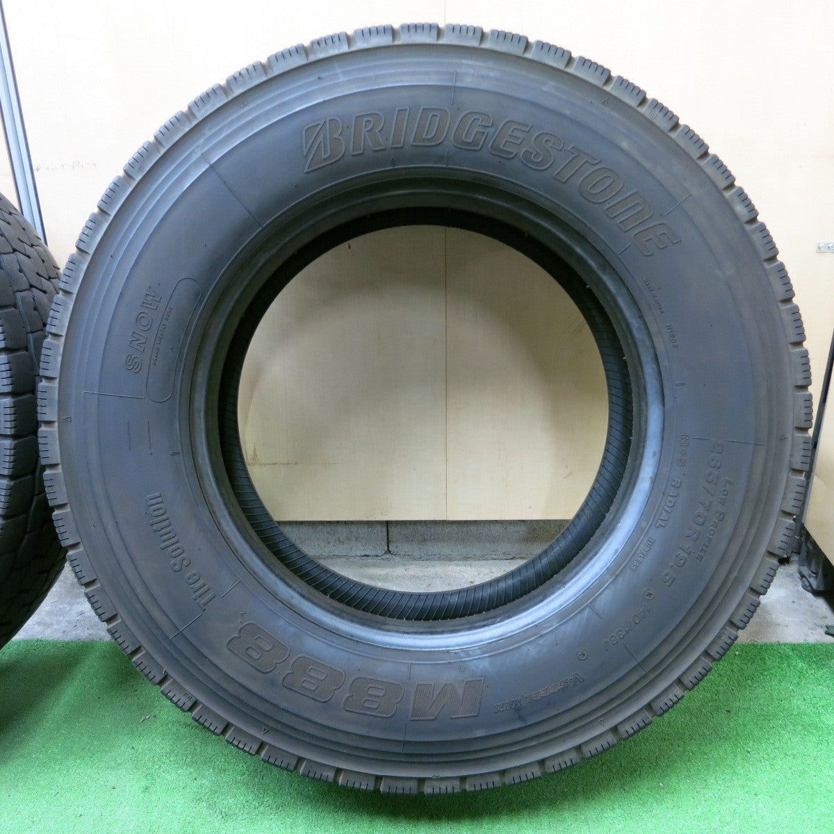 *送料無料* バリ溝！21年！9分★トラック タイヤ 265/70R19.5 140/138J ブリヂストン M888 ミックス オールシーズン 19.5インチ★4060702ナスタ