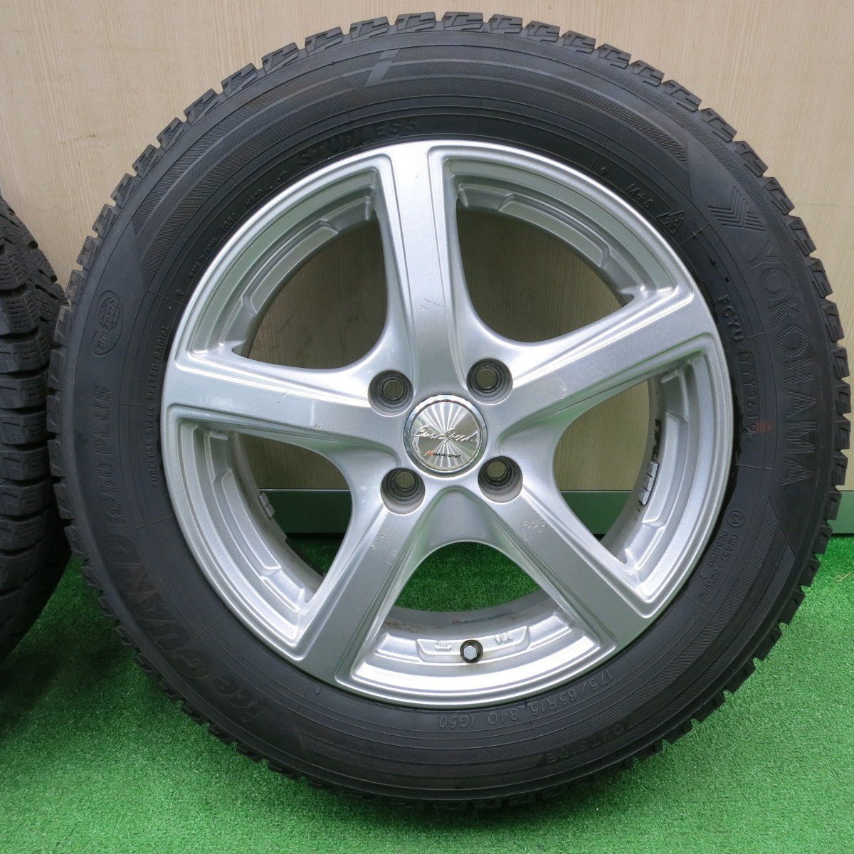 [送料無料] バリ溝！9.5分★スタッドレス 175/65R15 ヨコハマ アイスガード iG50 プラス EuroSpeed MANARAY SPORT PCD100/4H★4100303NJス