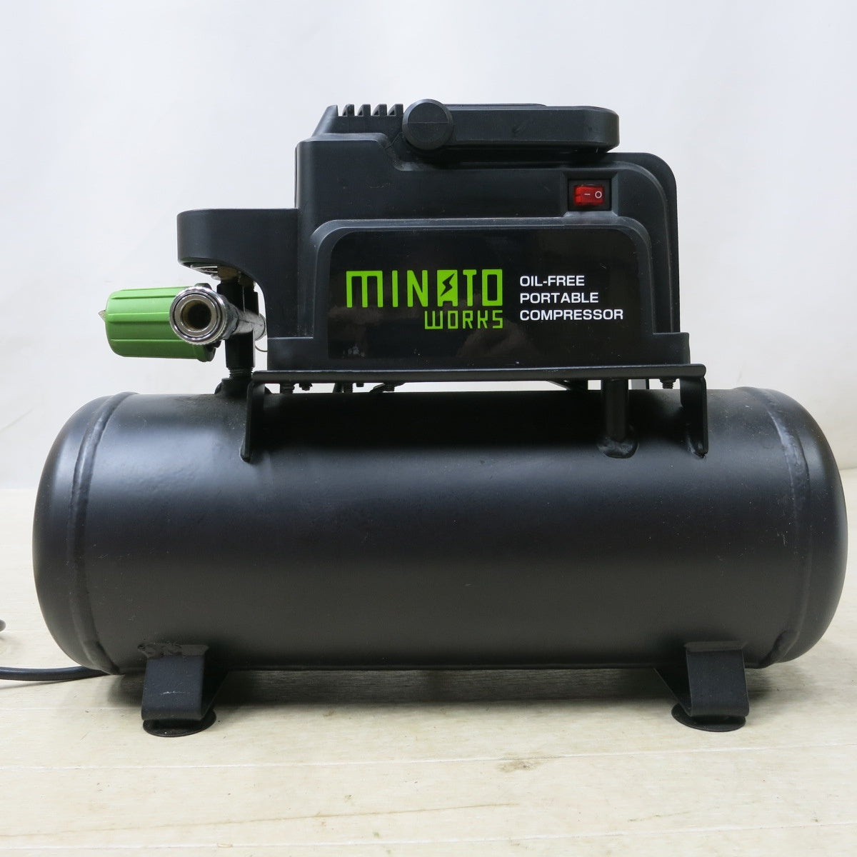 [送料無料] ◆MINATO WORKS ミナト電機 オイルレス型 エアーコンプレッサー CP-8A 屋内型 タンク容量8L 100V 50/60Hz◆