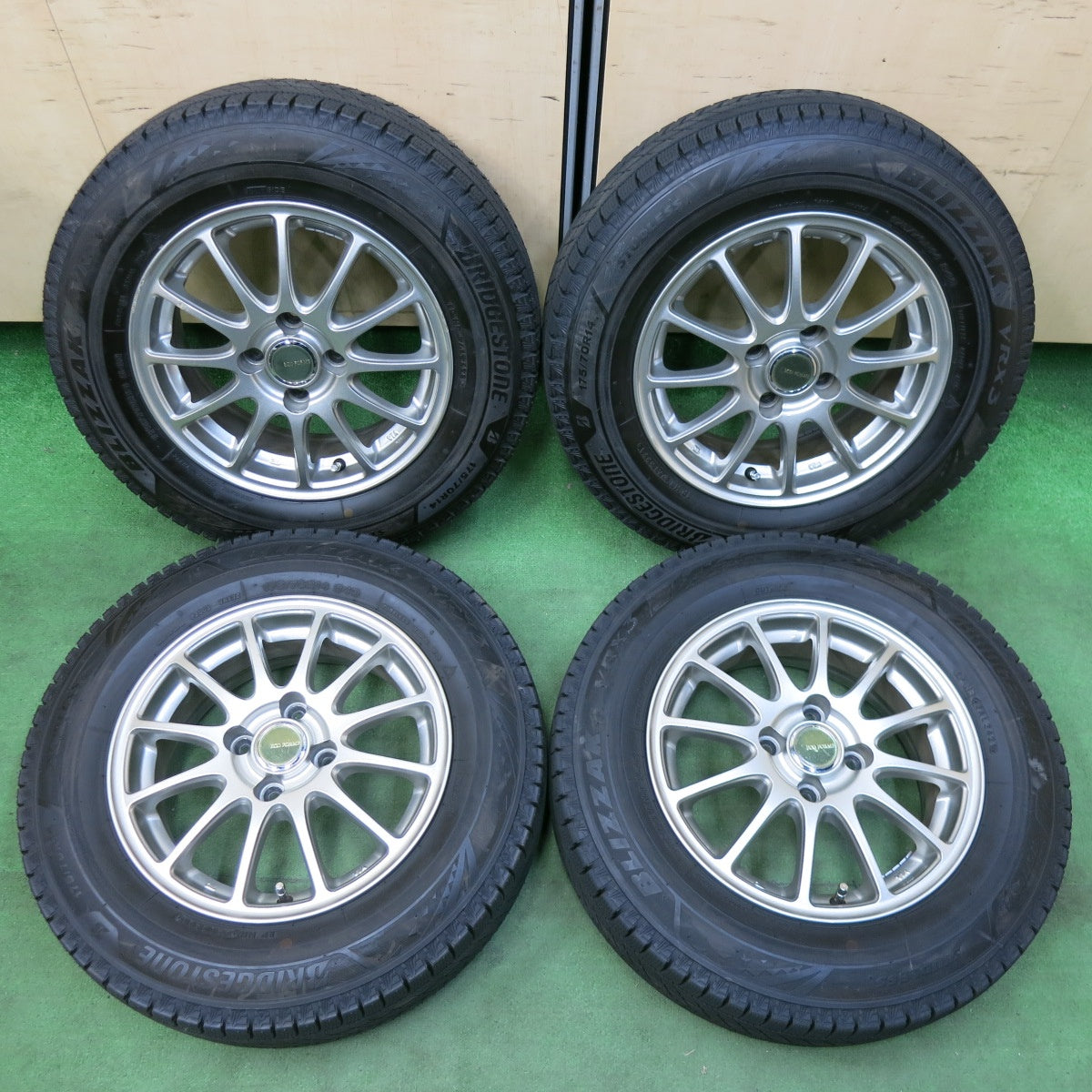 [送料無料] バリ溝！21年！キレイ！ほぼ10分★スタッドレス 175/70R14 ブリヂストン ブリザック VRX3 ECO FORME エコフォルム 14インチ PCD100/4H★4121809SYス