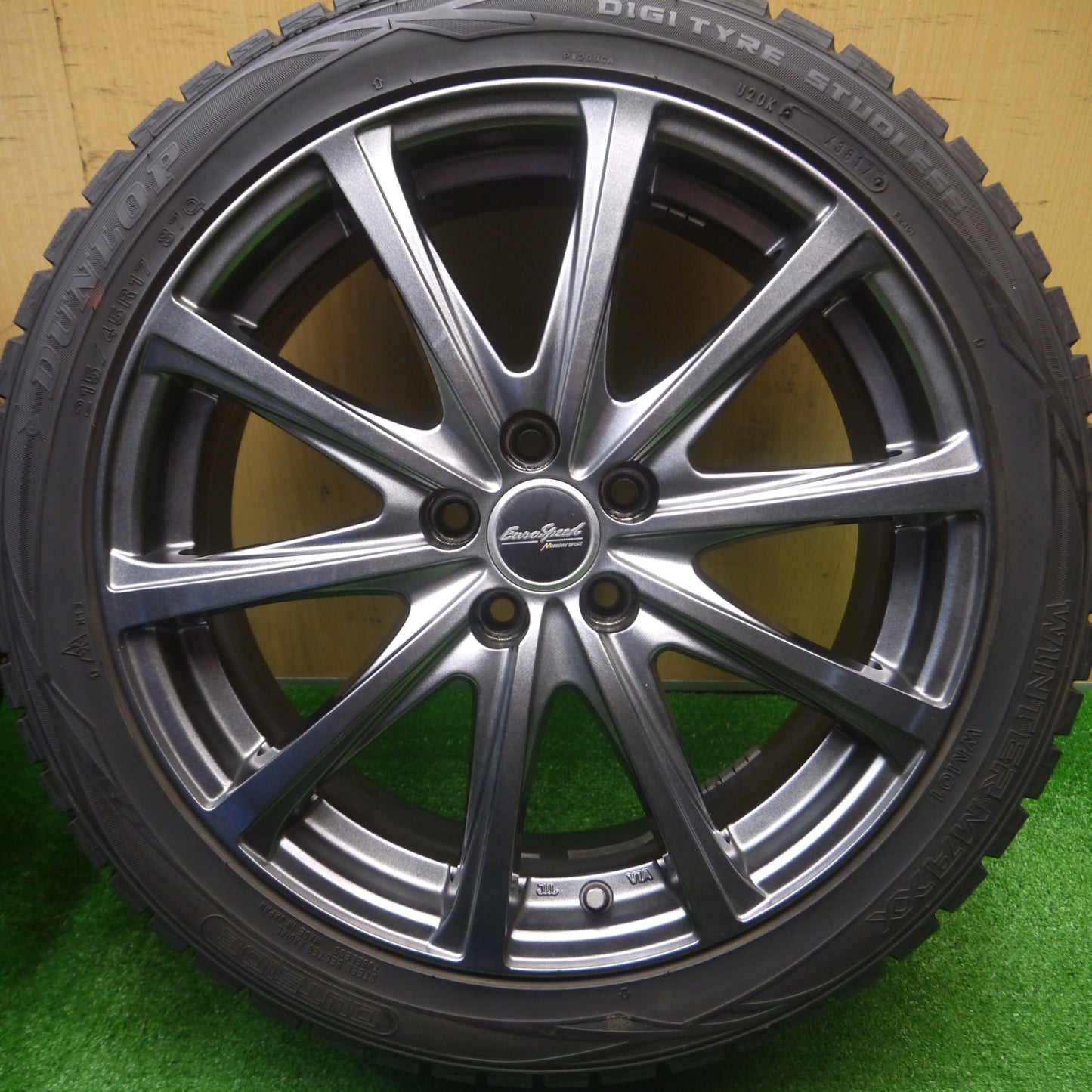 *送料無料* バリ溝！キレイ！9.5分★86 BRZ等 215/45R17 スタッドレス ダンロップ ウインターマックス WM01 EuroSpeed MANARAY SPORT PCD100/5H★4091001Hス