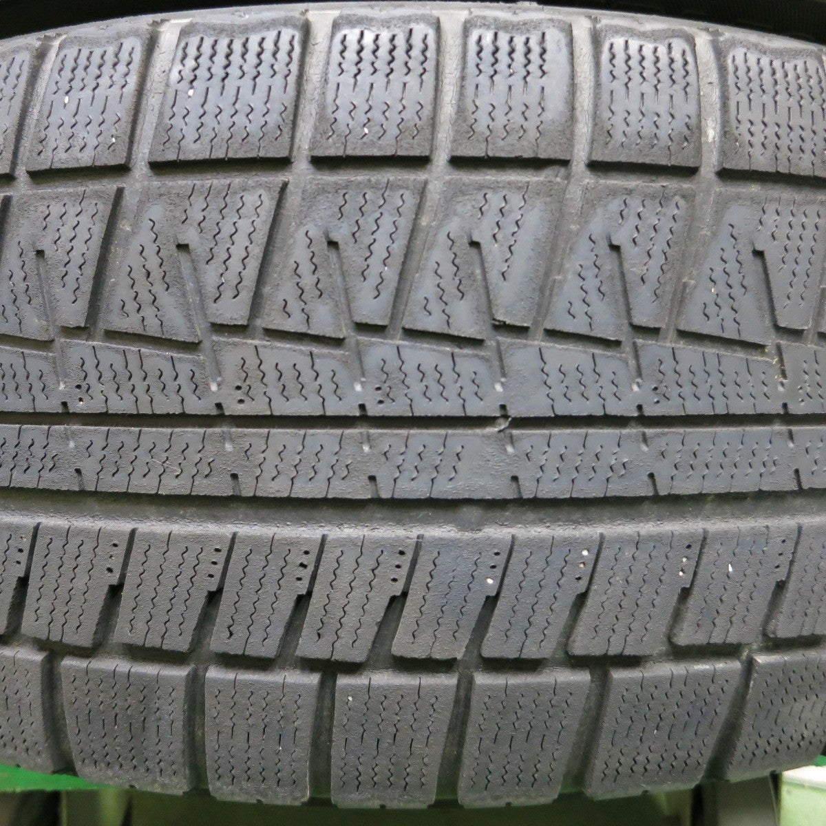 *送料無料* キレイ★ECO FORME 225/55R18 スタッドレス ブリヂストン ブリザック REVO GZ エコフォルム 18インチ PCD100/5H★4052105イス