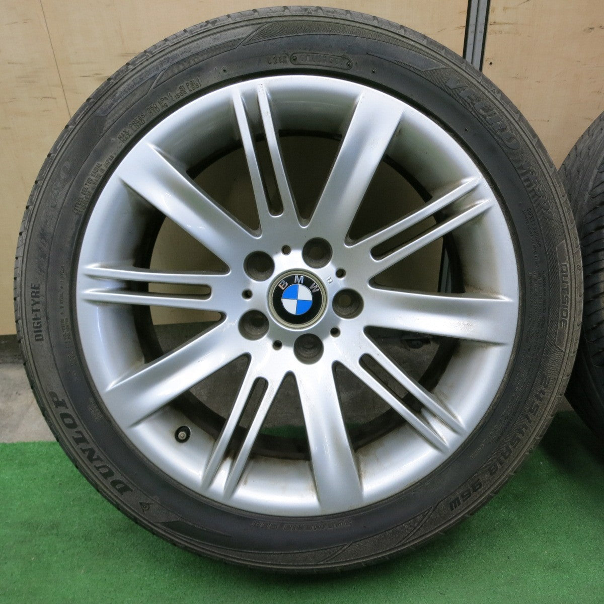 *送料無料* バリ溝！8.5分★BMW E63 E64 6シリーズ 純正 245/45R18 ダンロップ VEURO VE302 18インチ PCD120/5H★4091401ナノ