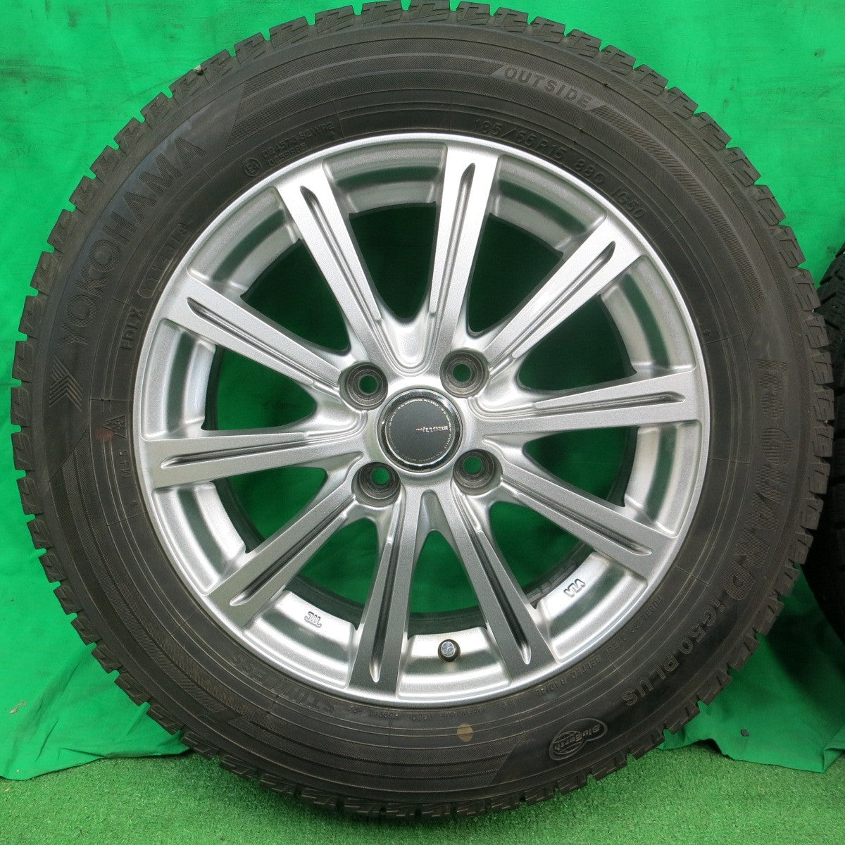 *送料無料* バリ溝！キレイ！9.5分★スタッドレス 185/65R15 ヨコハマ アイスガード iG50 プラス MiLLOUS ミルアス 15インチ PCD100/4H★4042905ナス