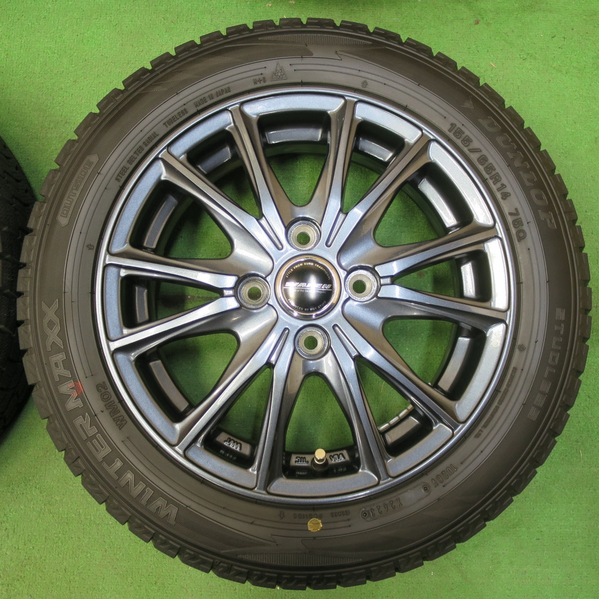 *送料無料* バリ溝！23年！キレイ！ほぼ10分★スタッドレス 155/65R14 ダンロップ ウインターマックス WM02 WAREN ヴァーレン 14インチ PCD100/4H★4090804イス