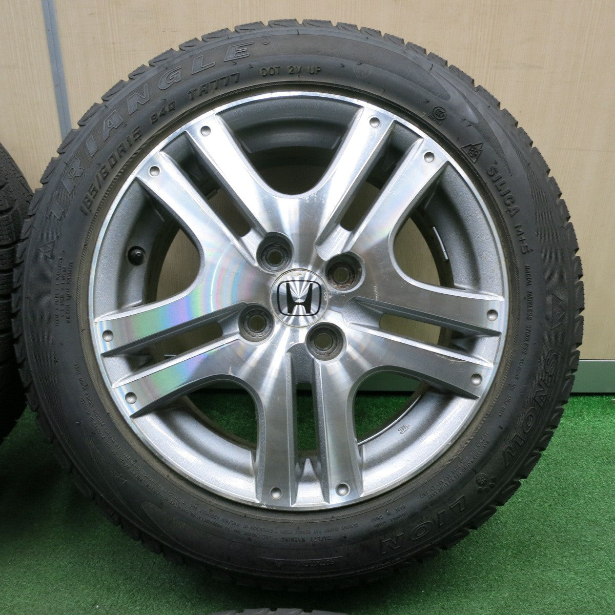 *送料無料* 4本価格★ホンダ フィット 純正 185/60R15 スタッドレス トライアングル SNOW LION 15インチ  PCD100/4H★4032602TNス