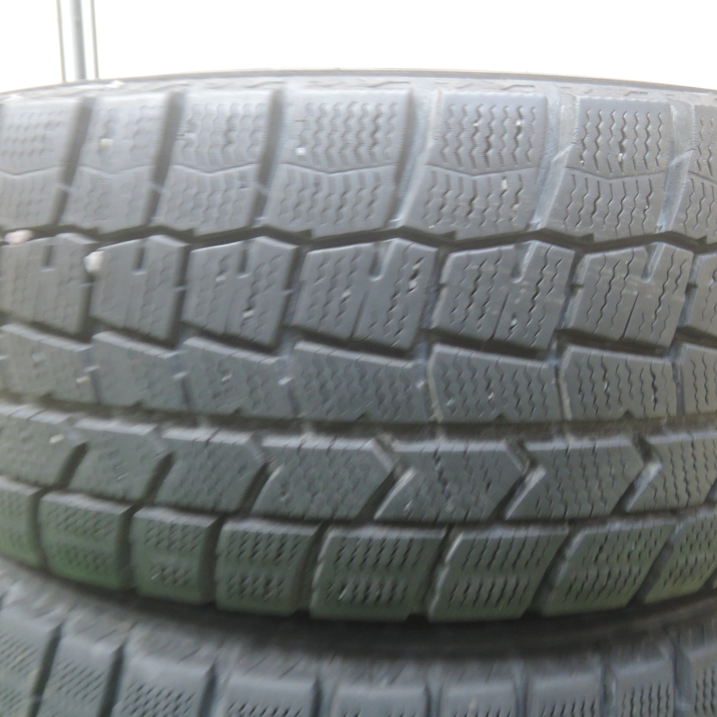 *送料無料* バリ溝！20年！キレイ！8.5分★スタッドレス 185/60R15 ダンロップ ウインターマックス WM02 STRANGER ストレンジャー PCD100/5H★4070407SYス