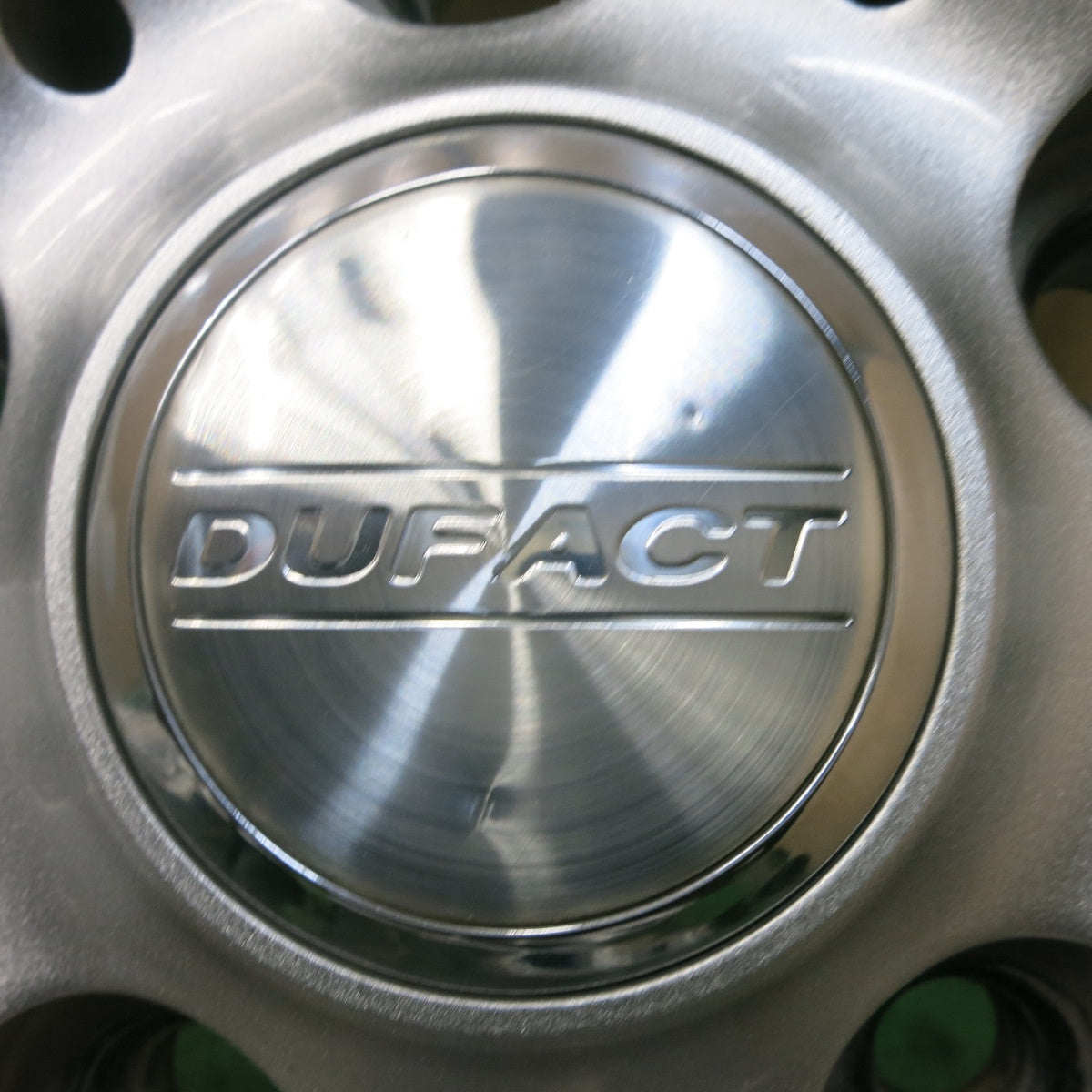 [送料無料] キレイ★DUFACT デュファクト 17インチ ホイール 17×7J PCD114.3/5H★4102905SYホ