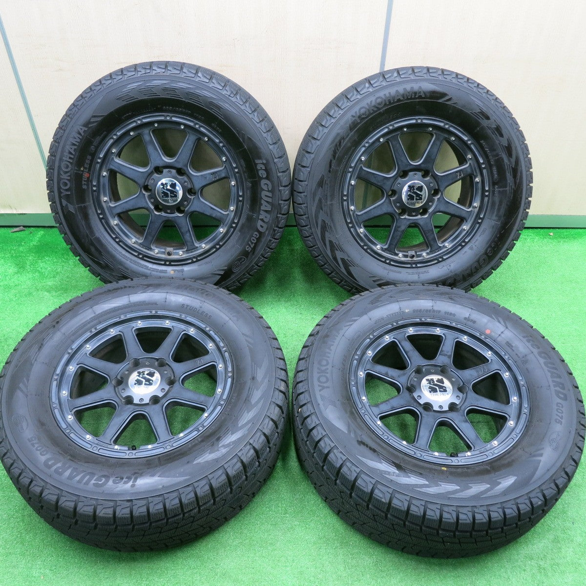 [送料無料] バリ溝！23年！キレイ！9.5分以上★スタッドレス  XTREME-J 265/65R17 ヨコハマ アイスガード G075 XJ 17インチ PCD139.7/6H★4100601HAス