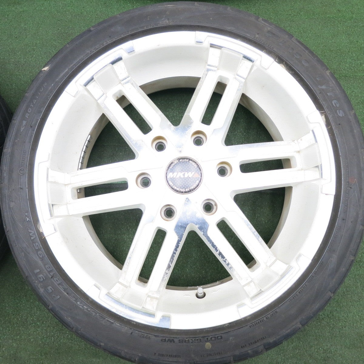 *送料無料* 4本価格★MKW TRISTAR 225/45R18 ピンソ PS91 サニトラック フォーカス 9000 トライスター 18インチ PCD139.7/6H★4042703HAノ