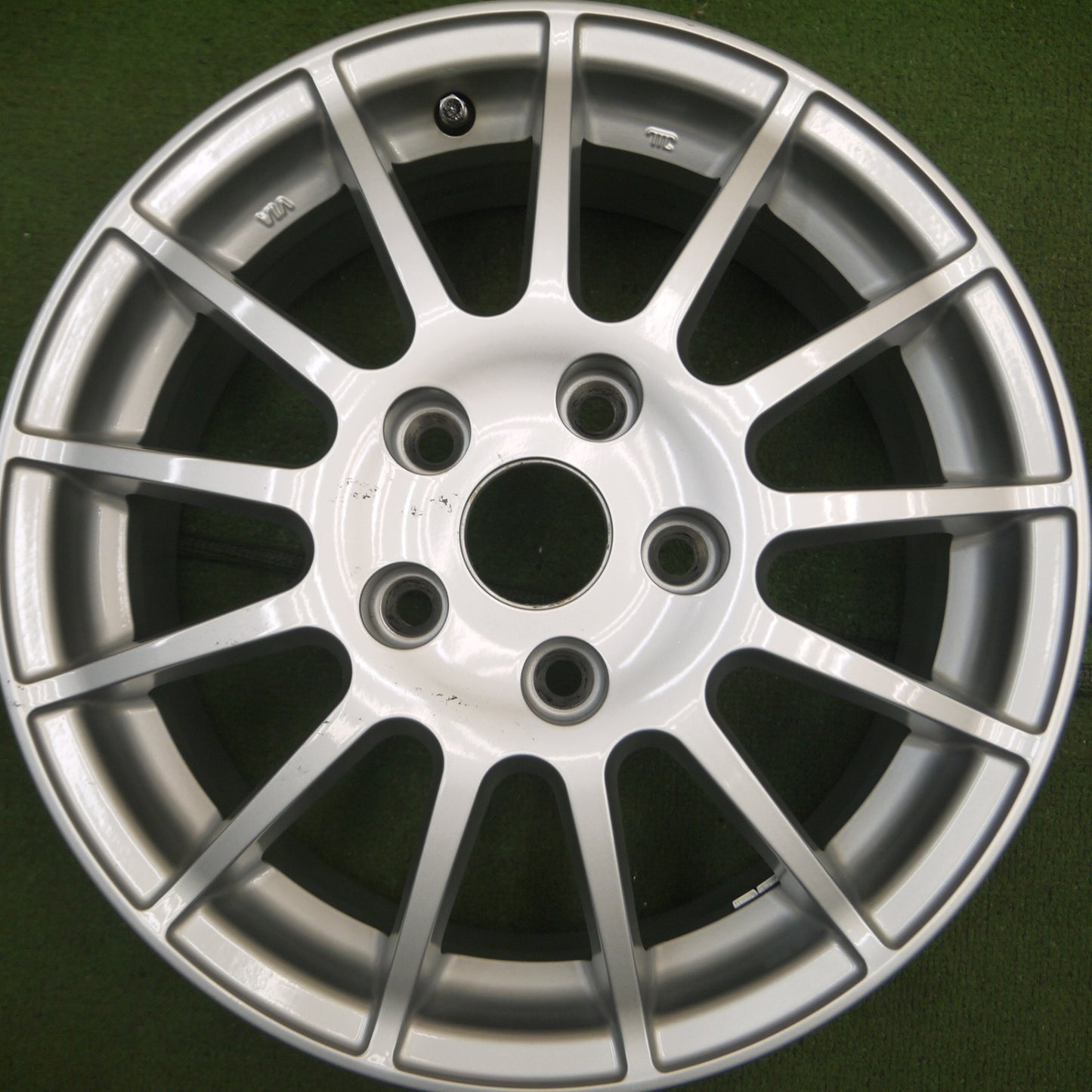 *送料無料* キレイ★BMW MINI 等 GELBUT ゲルプート ホイール 15インチ 15×6J PCD112/5H★4050807Hホ