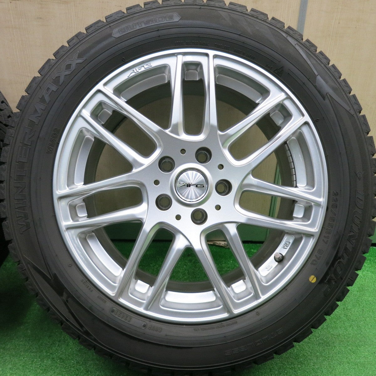 [送料無料] バリ溝！21年！キレイ！9.5分★BMW MINI 等 EURO AFG 225/55R17 スタッドレス ダンロップ ウインターマックス WM02 PCD112/5H★4102904HAス